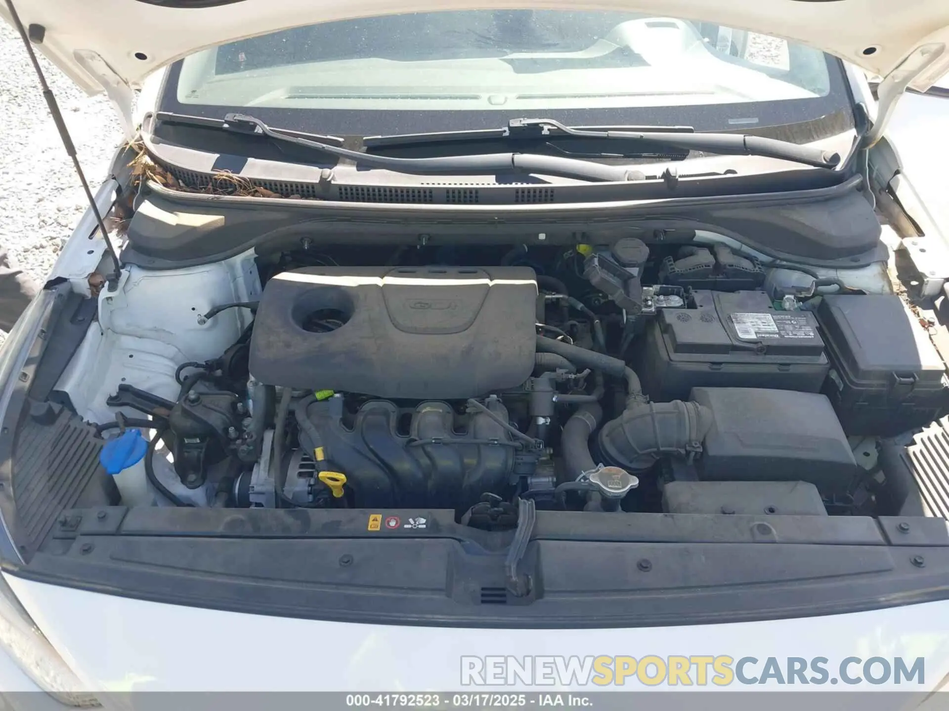 10 Photograph of a damaged car 3KPC24A30KE049717 HYUNDAI ACCENT 2019