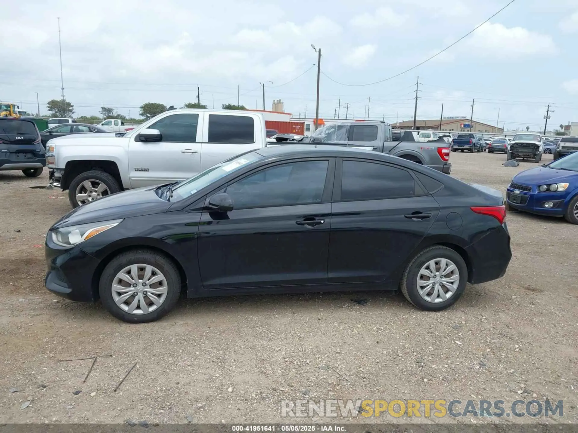 14 Photograph of a damaged car 3KPC24A30KE051161 HYUNDAI ACCENT 2019