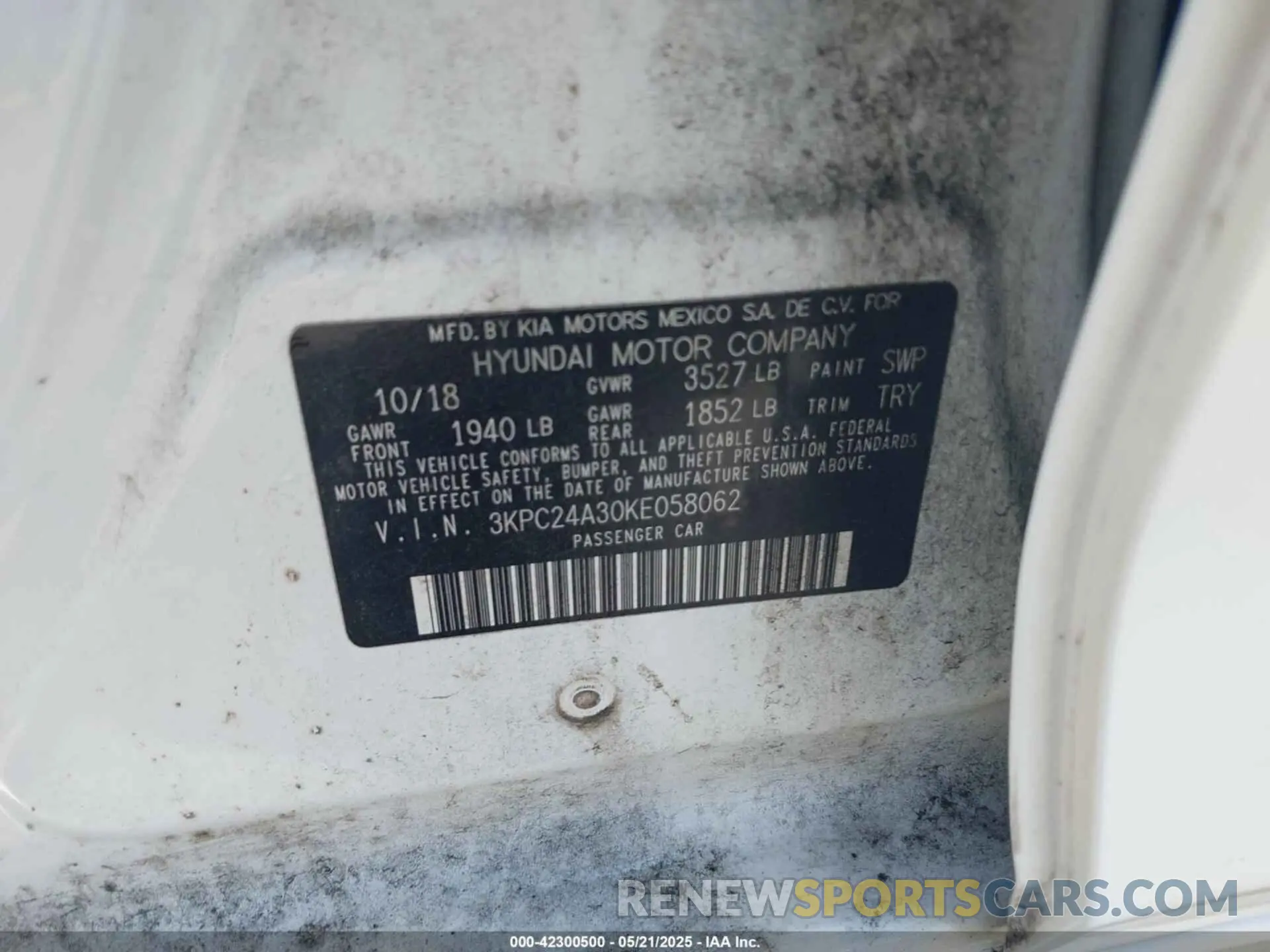 9 Photograph of a damaged car 3KPC24A30KE058062 HYUNDAI ACCENT 2019