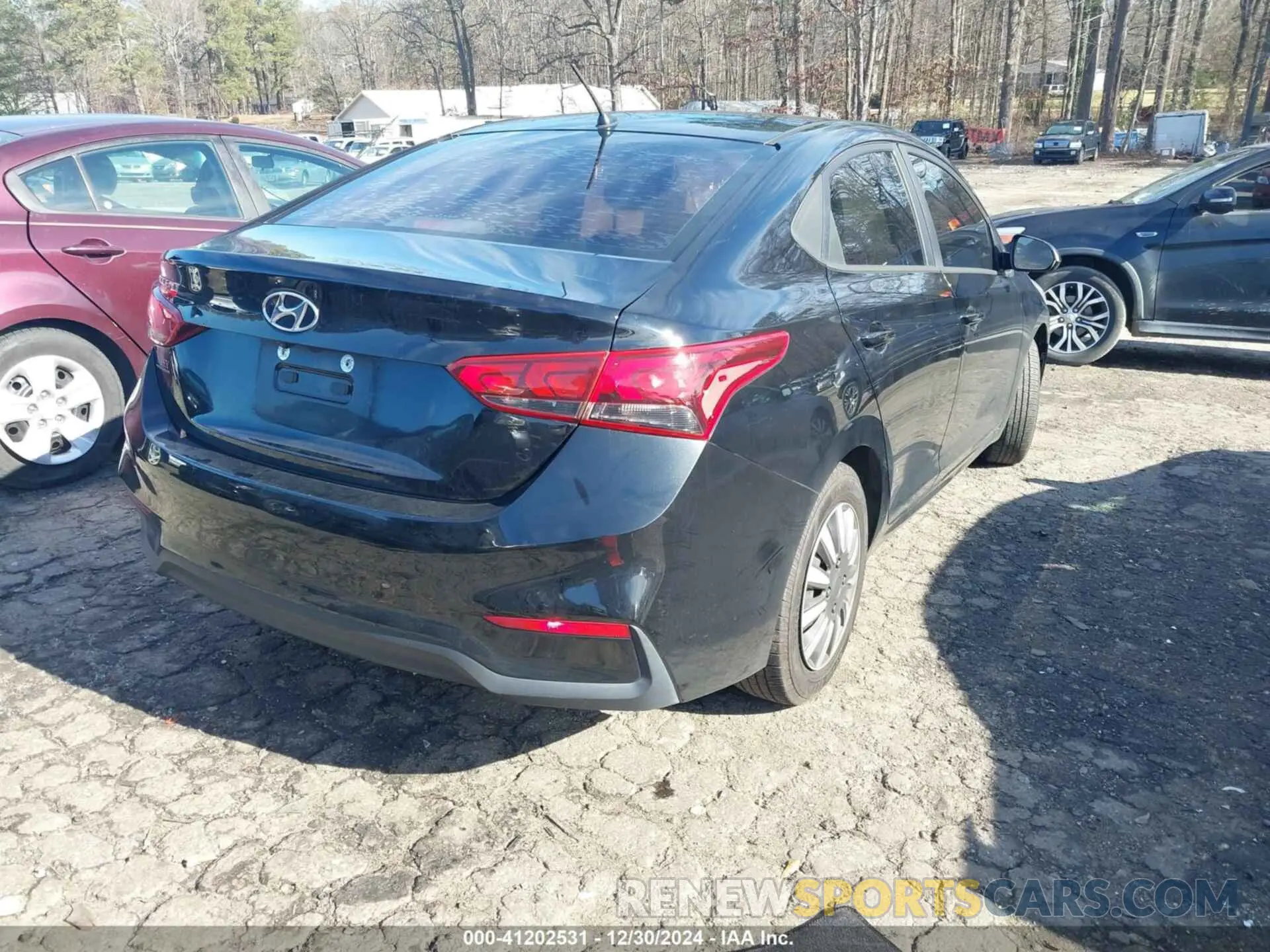 4 Photograph of a damaged car 3KPC24A30KE065061 HYUNDAI ACCENT 2019