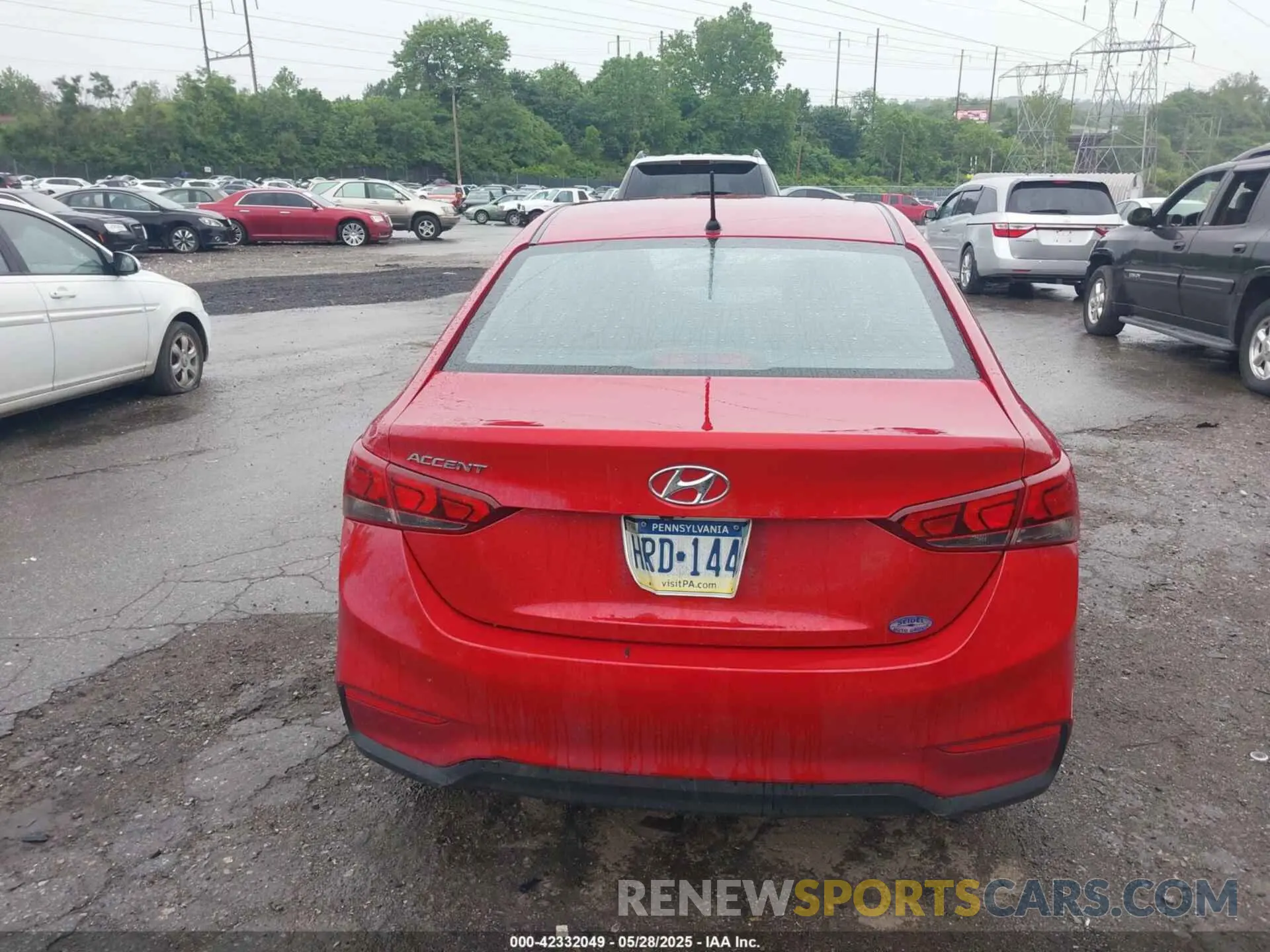 17 Photograph of a damaged car 3KPC24A30KE066839 HYUNDAI ACCENT 2019