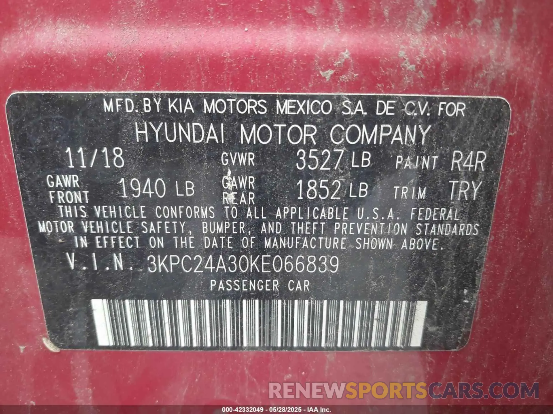 9 Photograph of a damaged car 3KPC24A30KE066839 HYUNDAI ACCENT 2019