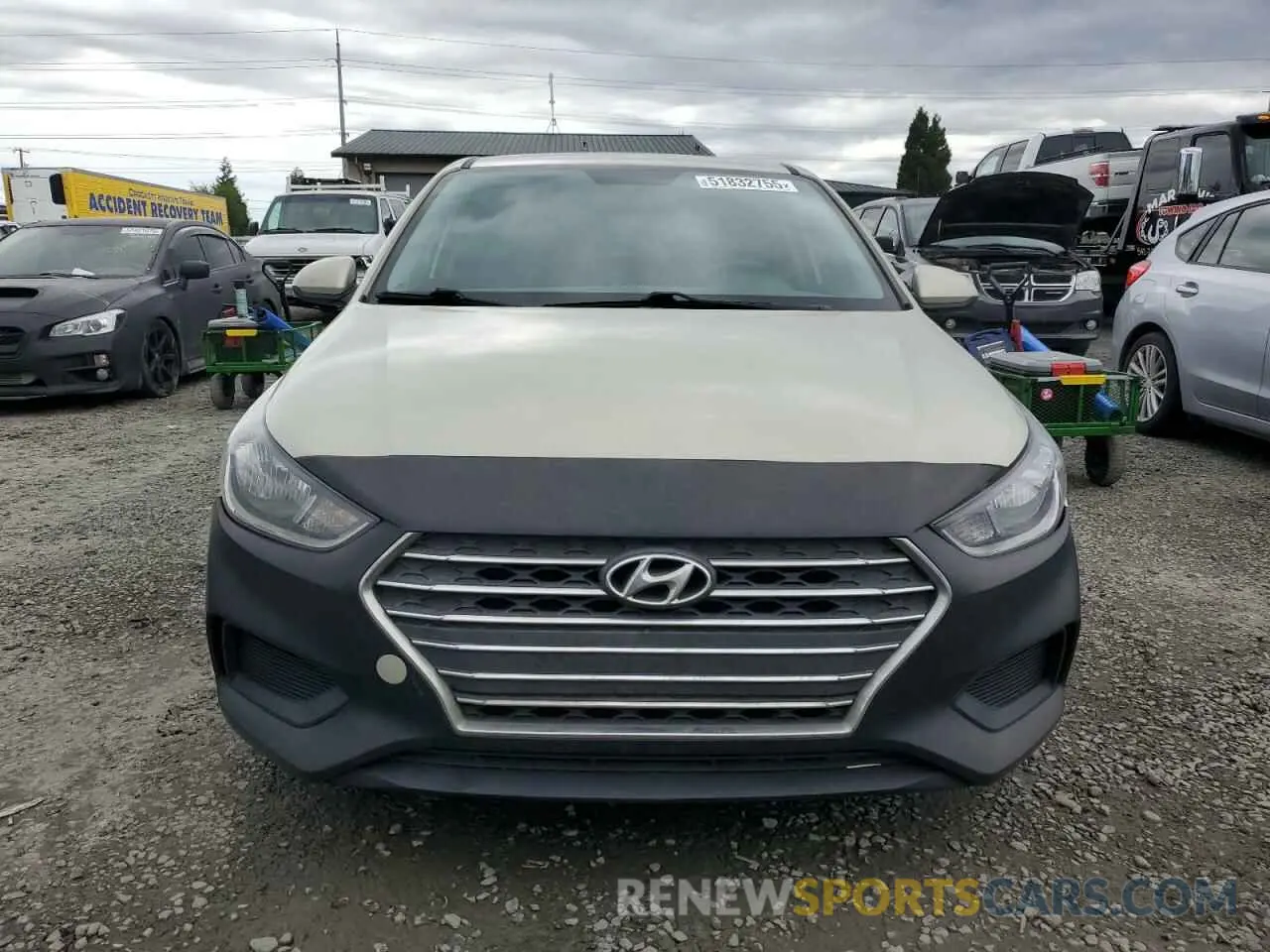 5 Photograph of a damaged car 3KPC24A31KE040069 HYUNDAI ACCENT 2019