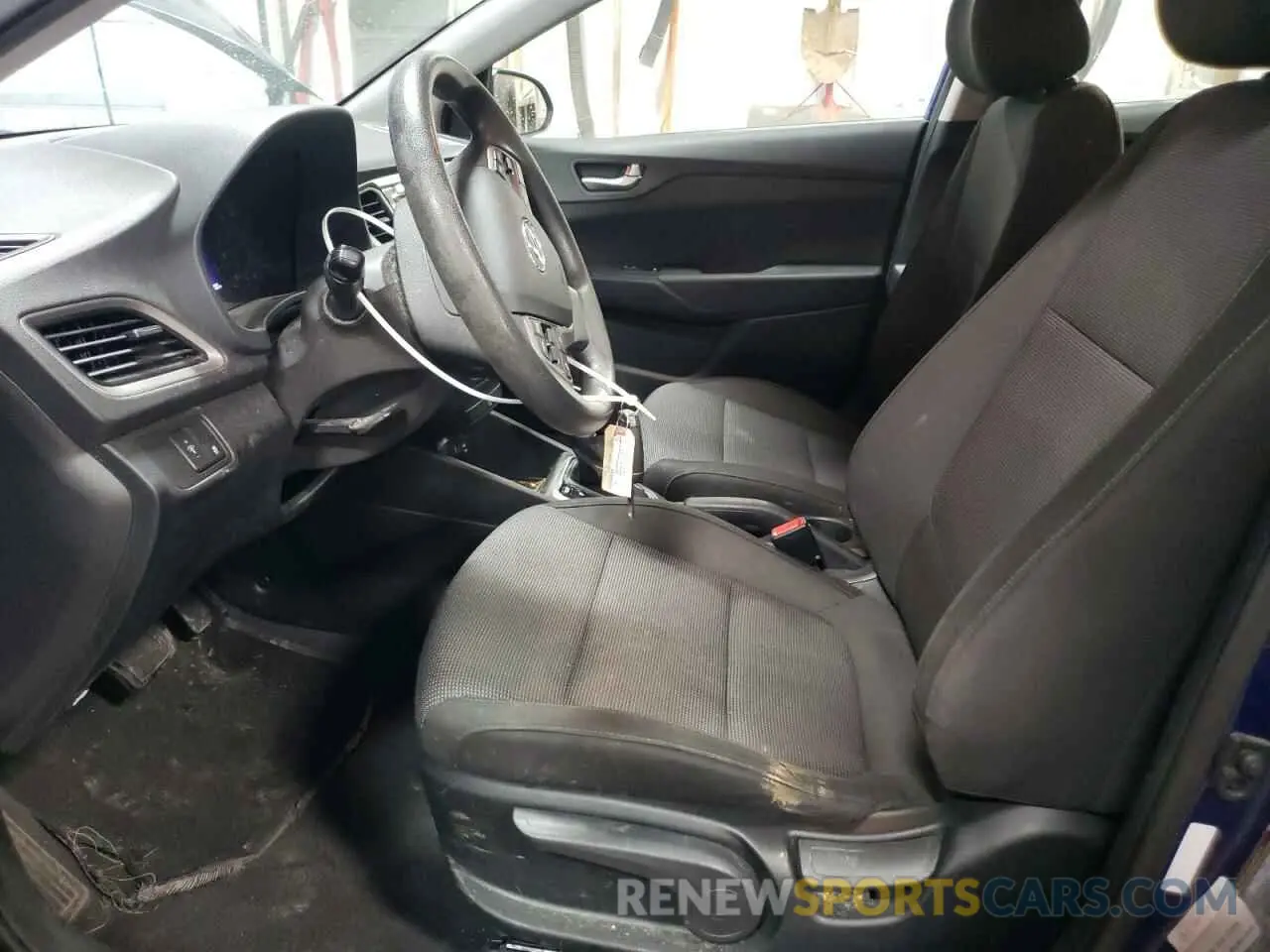 7 Photograph of a damaged car 3KPC24A31KE042243 HYUNDAI ACCENT 2019