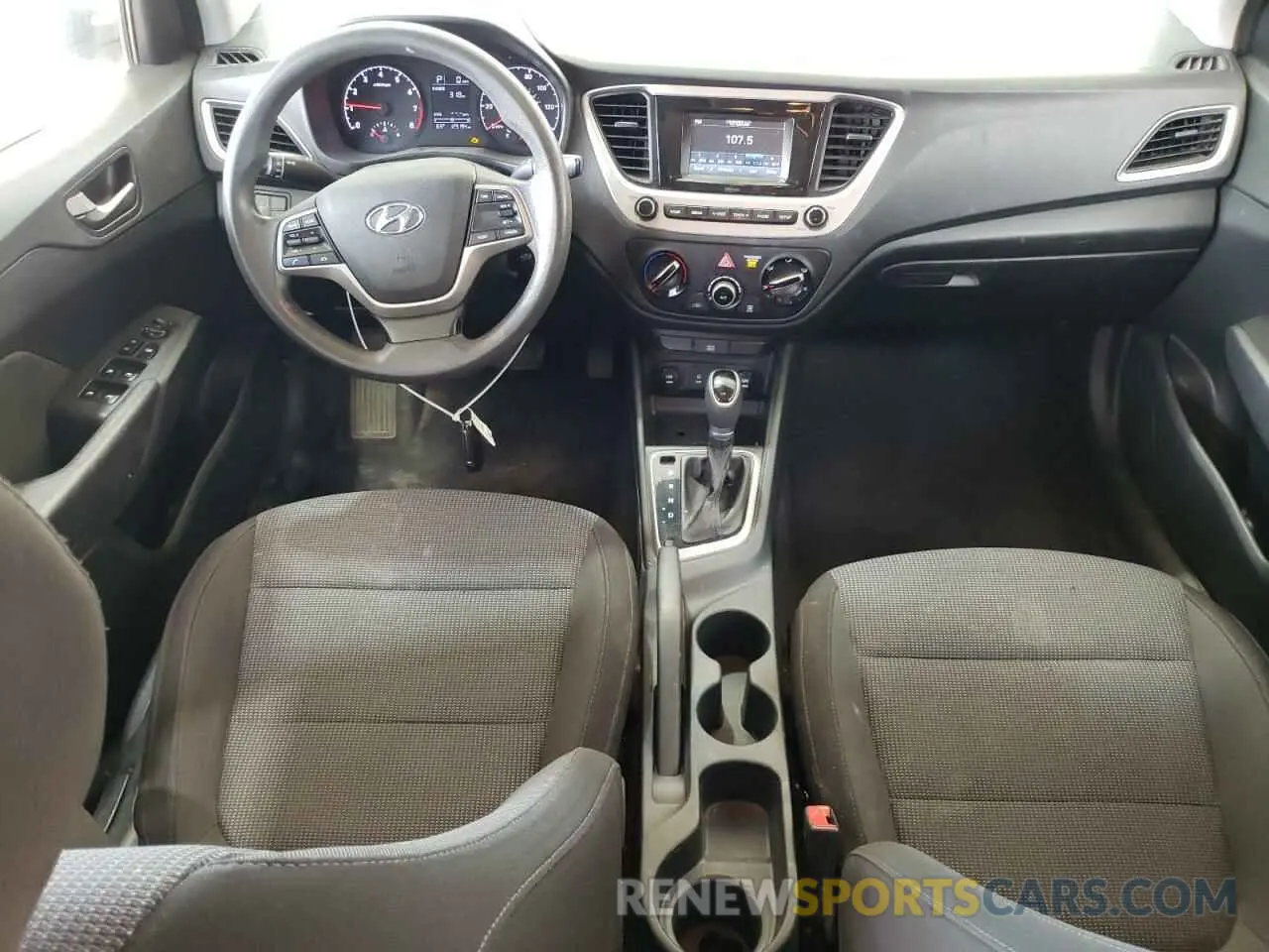 8 Photograph of a damaged car 3KPC24A31KE050763 HYUNDAI ACCENT 2019