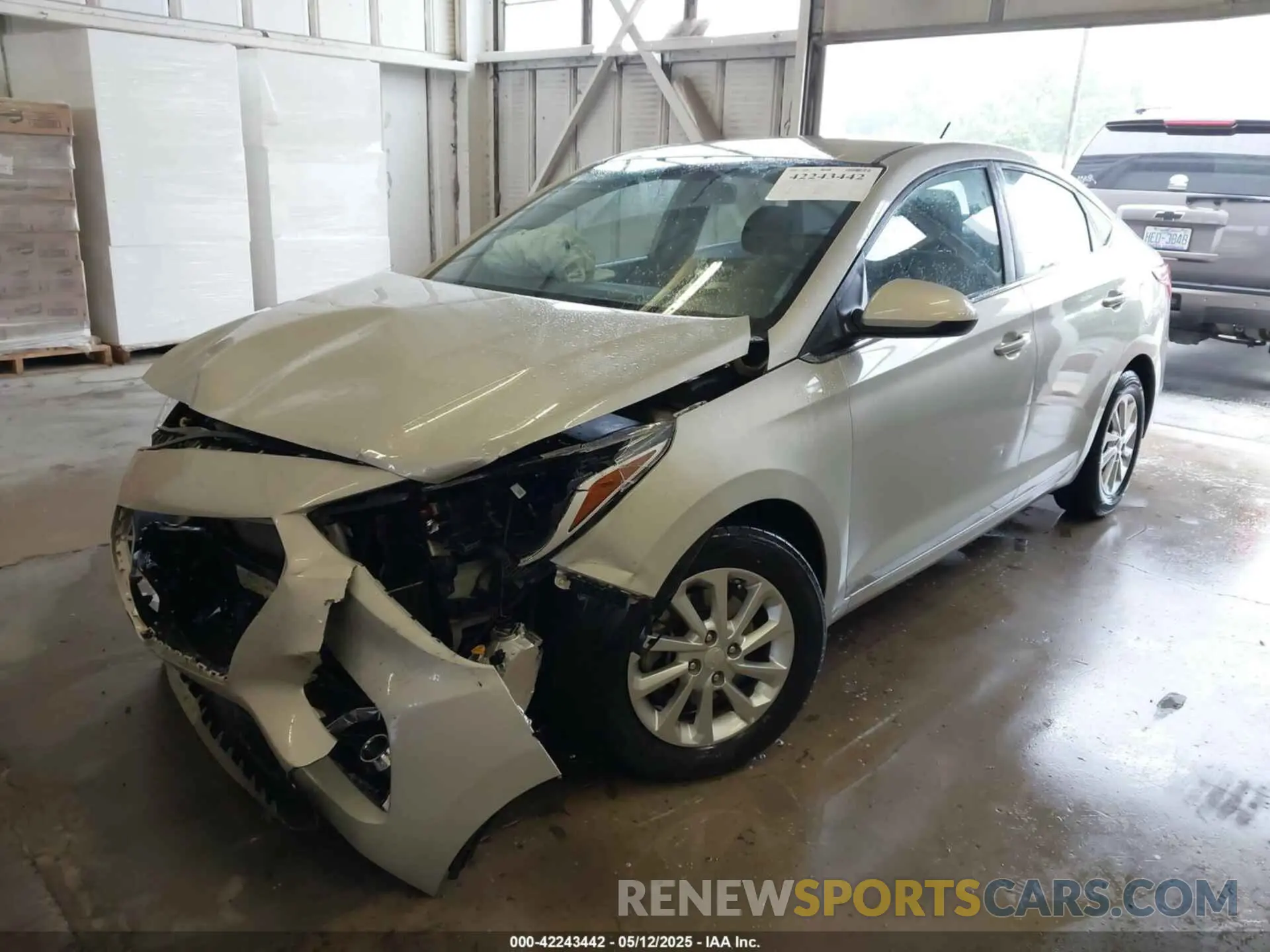2 Photograph of a damaged car 3KPC24A31KE061360 HYUNDAI ACCENT 2019