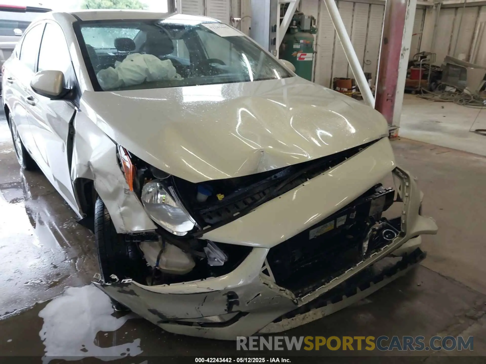 6 Photograph of a damaged car 3KPC24A31KE061360 HYUNDAI ACCENT 2019
