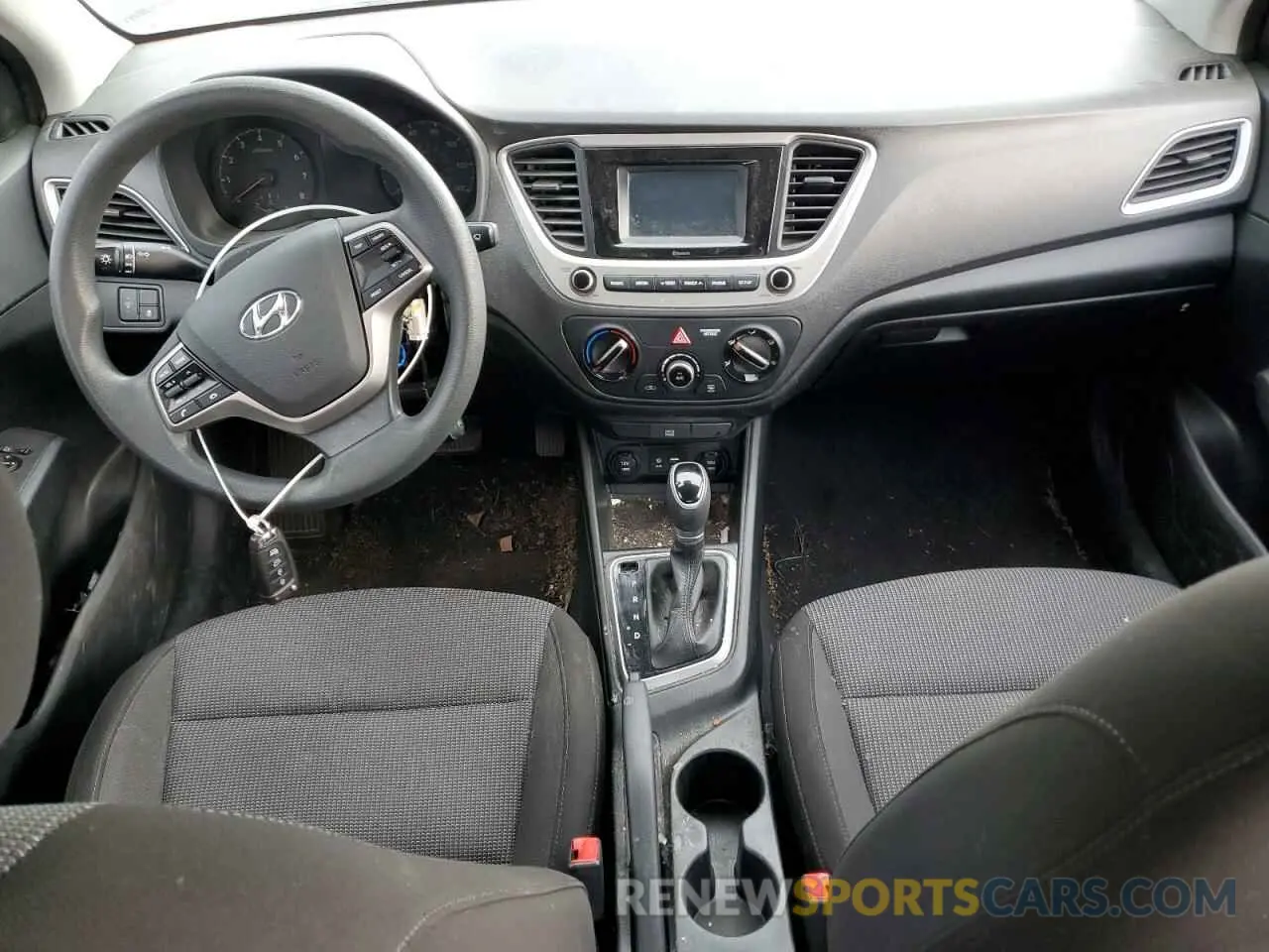 8 Photograph of a damaged car 3KPC24A31KE062119 HYUNDAI ACCENT 2019