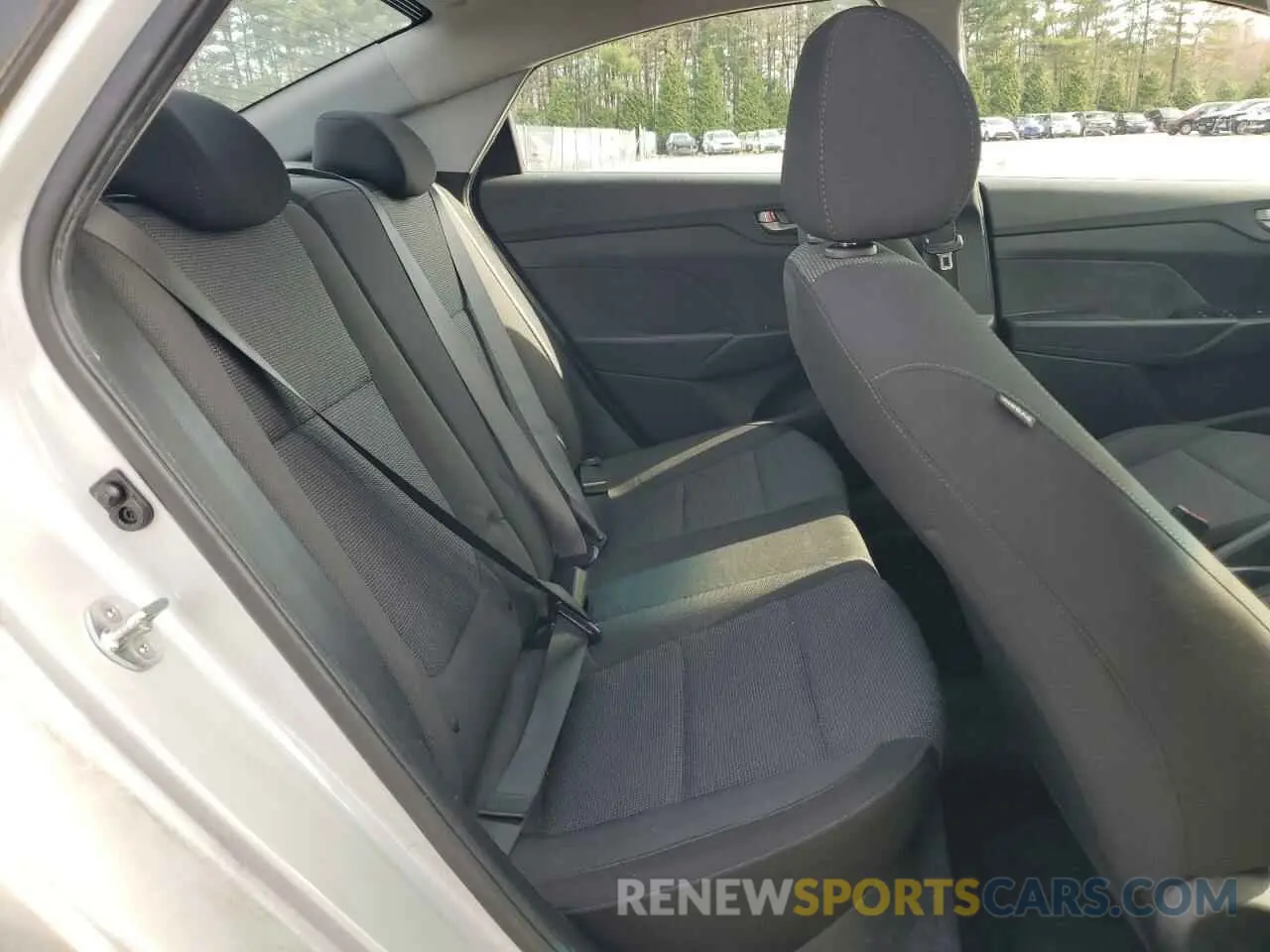 10 Photograph of a damaged car 3KPC24A31KE065151 HYUNDAI ACCENT 2019