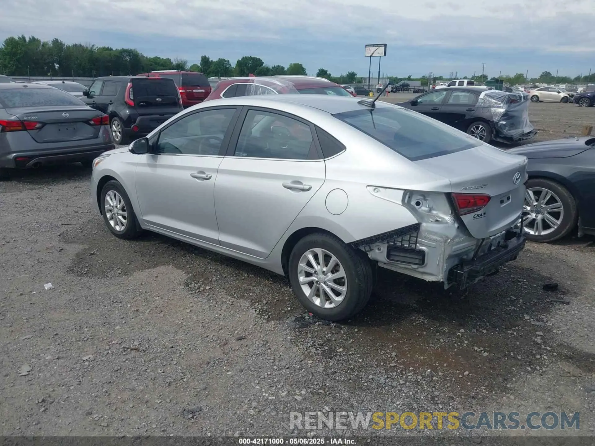 3 Photograph of a damaged car 3KPC24A31KE069202 HYUNDAI ACCENT 2019