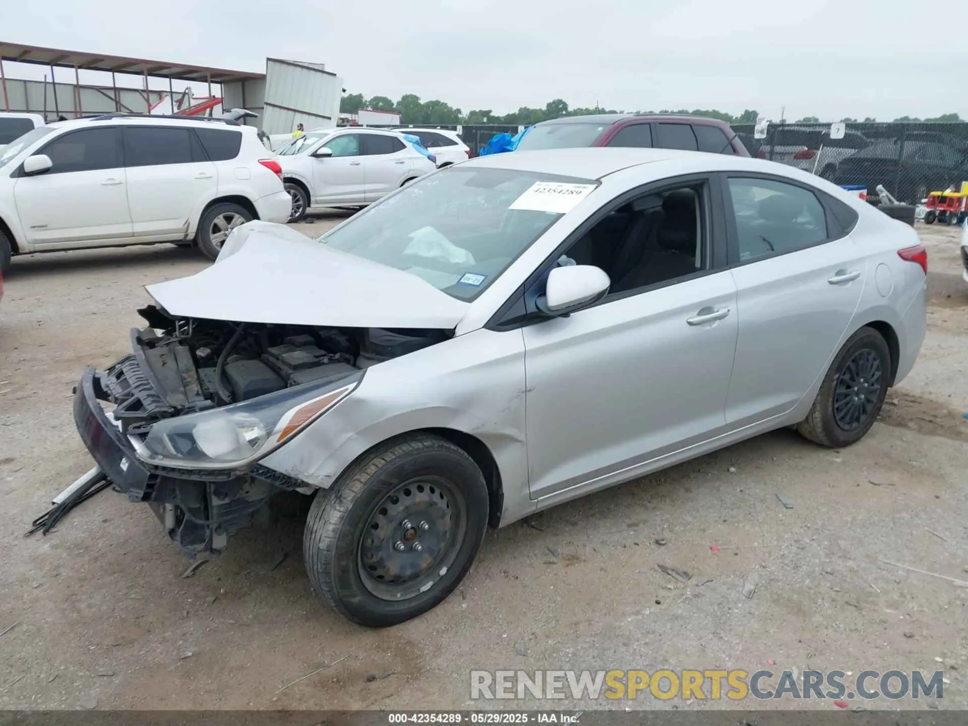 2 Photograph of a damaged car 3KPC24A32KE049945 HYUNDAI ACCENT 2019