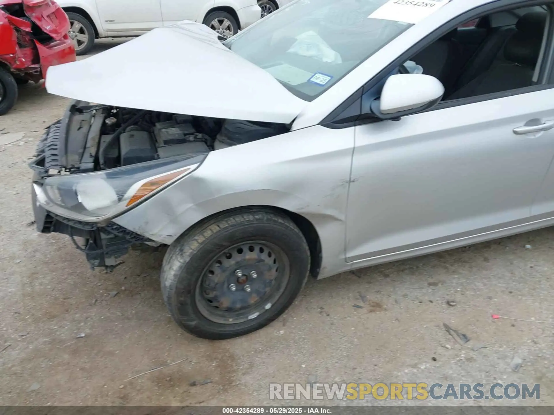 6 Photograph of a damaged car 3KPC24A32KE049945 HYUNDAI ACCENT 2019