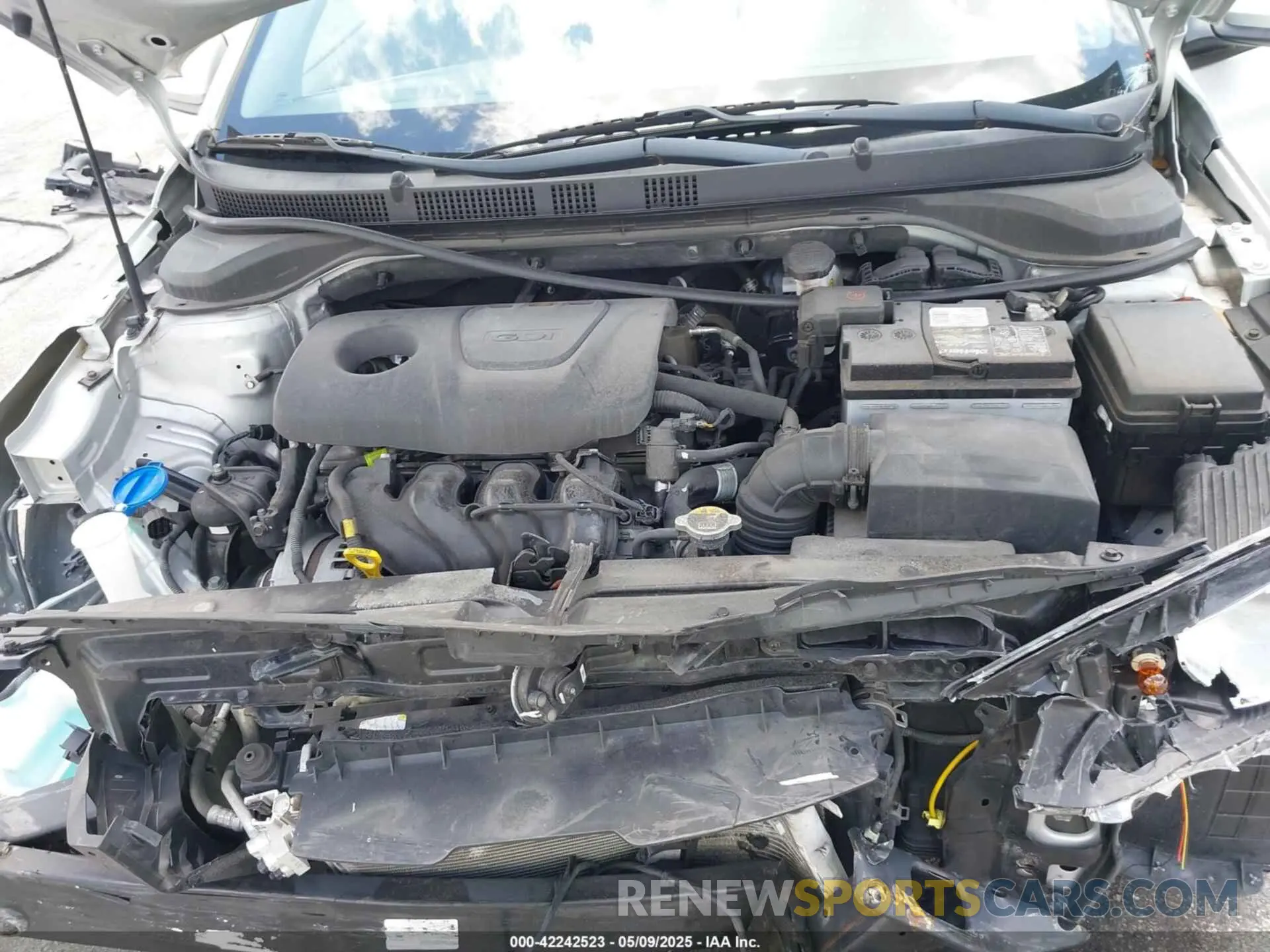 10 Photograph of a damaged car 3KPC24A32KE057947 HYUNDAI ACCENT 2019