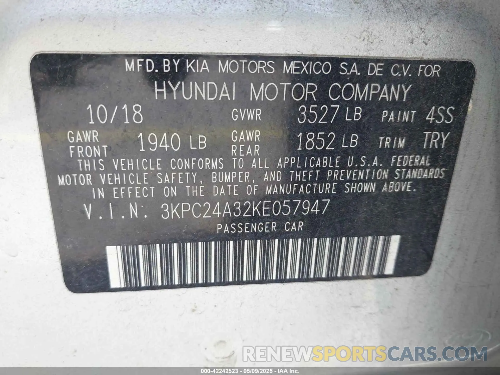 9 Photograph of a damaged car 3KPC24A32KE057947 HYUNDAI ACCENT 2019