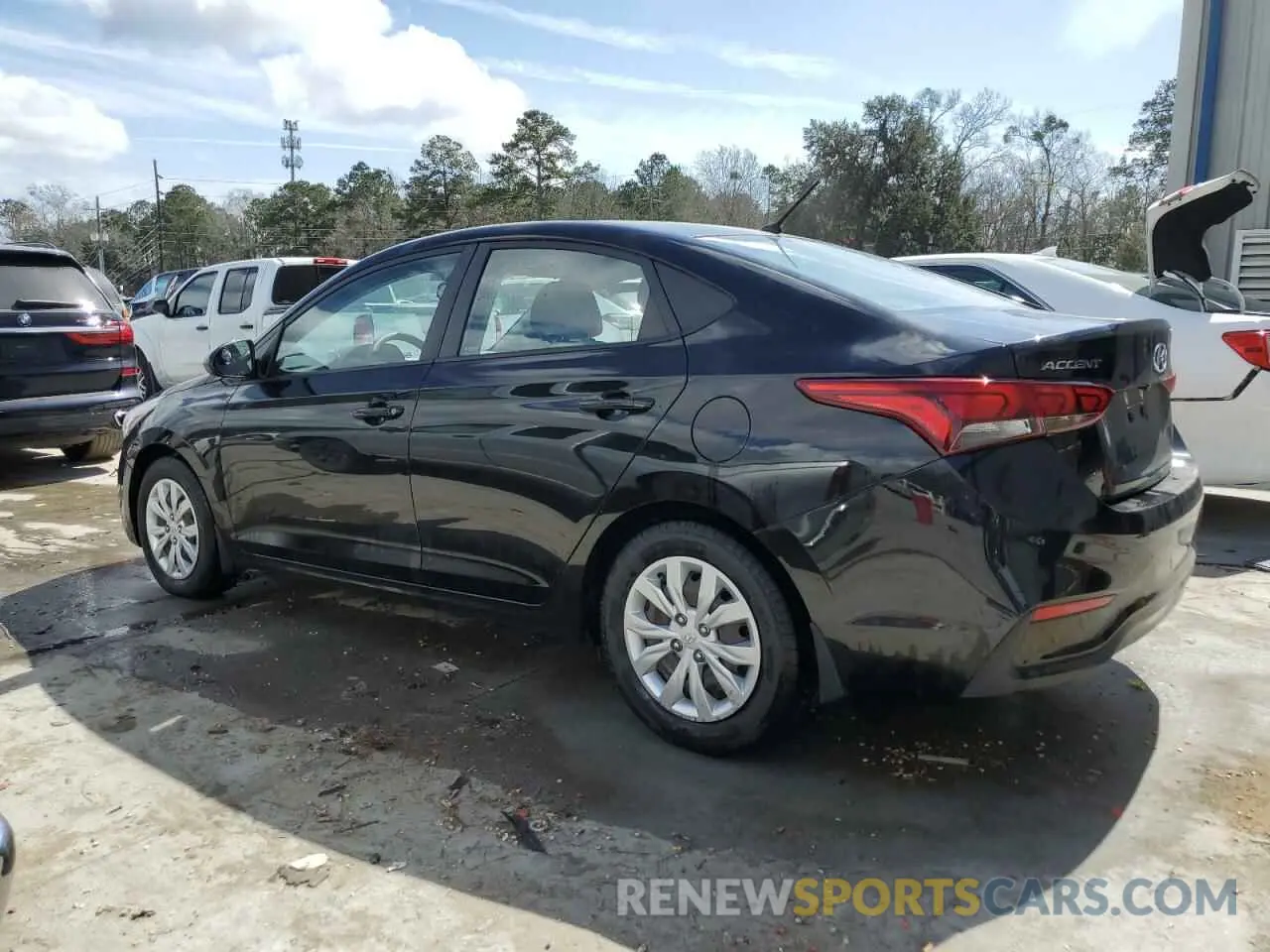 2 Photograph of a damaged car 3KPC24A32KE065711 HYUNDAI ACCENT 2019