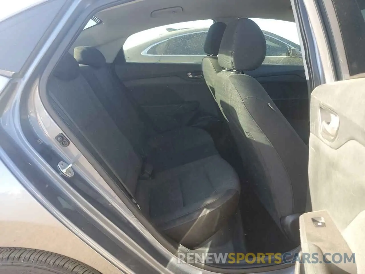11 Photograph of a damaged car 3KPC24A32KE080144 HYUNDAI ACCENT 2019