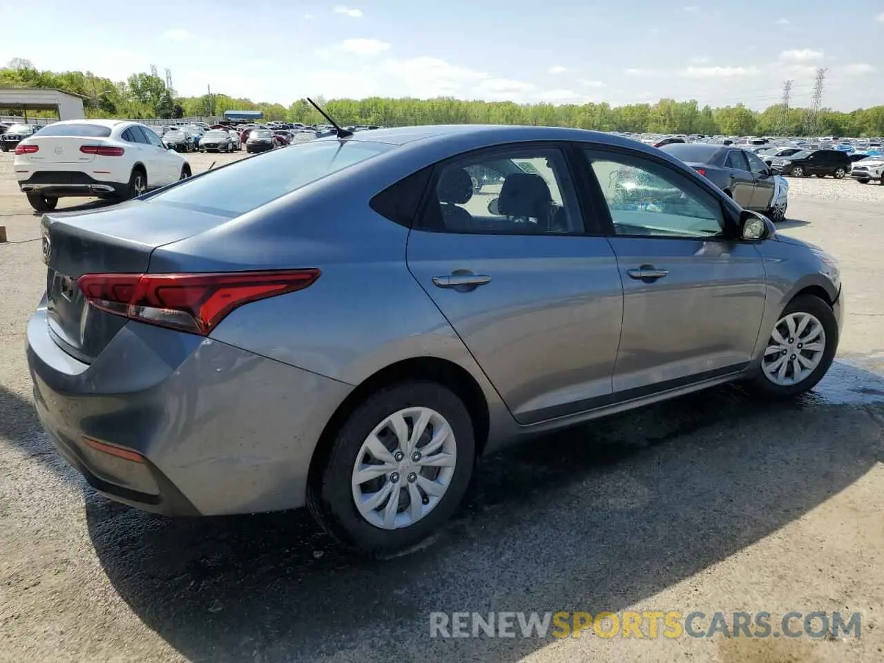 3 Photograph of a damaged car 3KPC24A33KE039764 HYUNDAI ACCENT 2019
