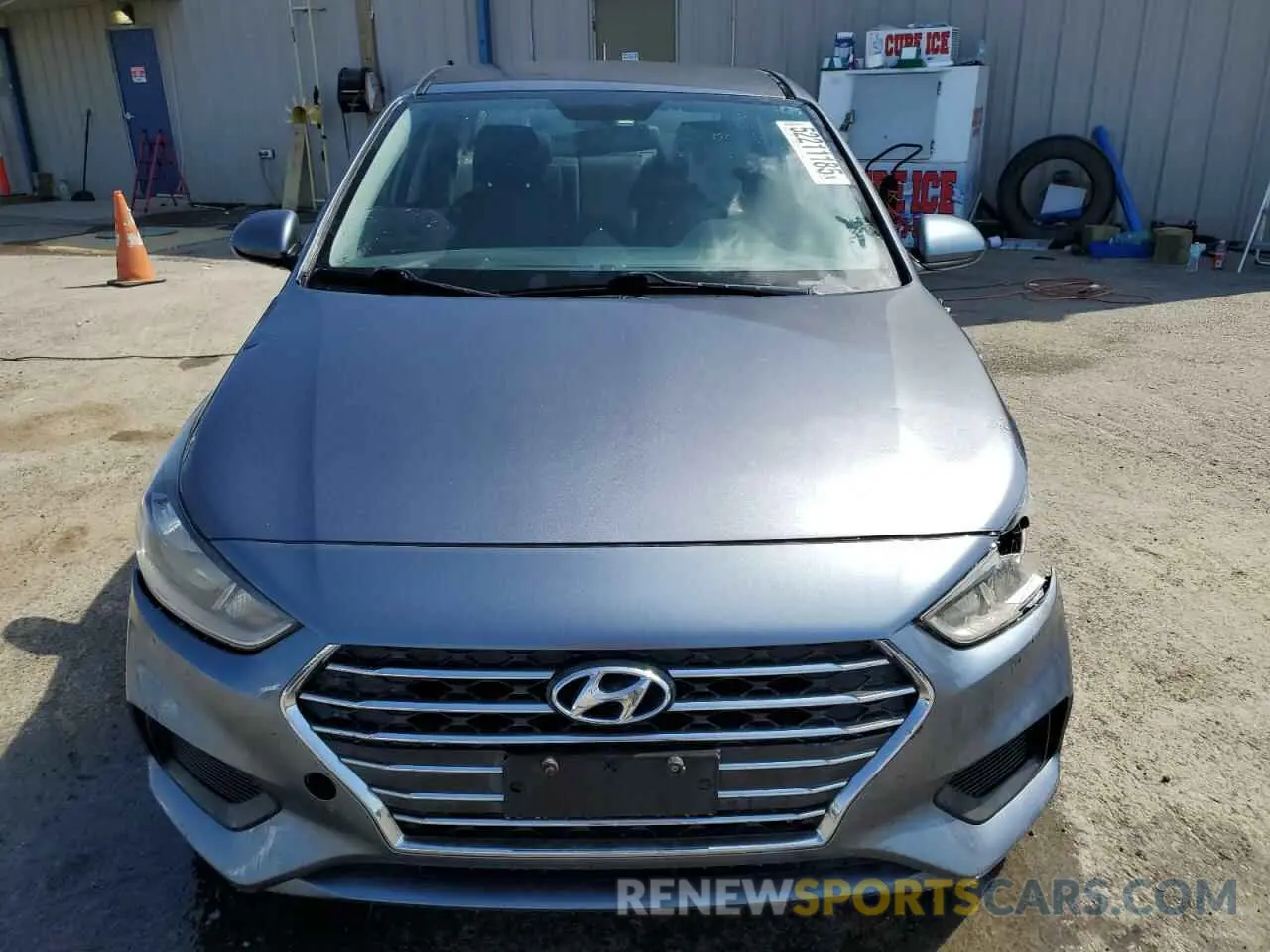 5 Photograph of a damaged car 3KPC24A33KE039764 HYUNDAI ACCENT 2019