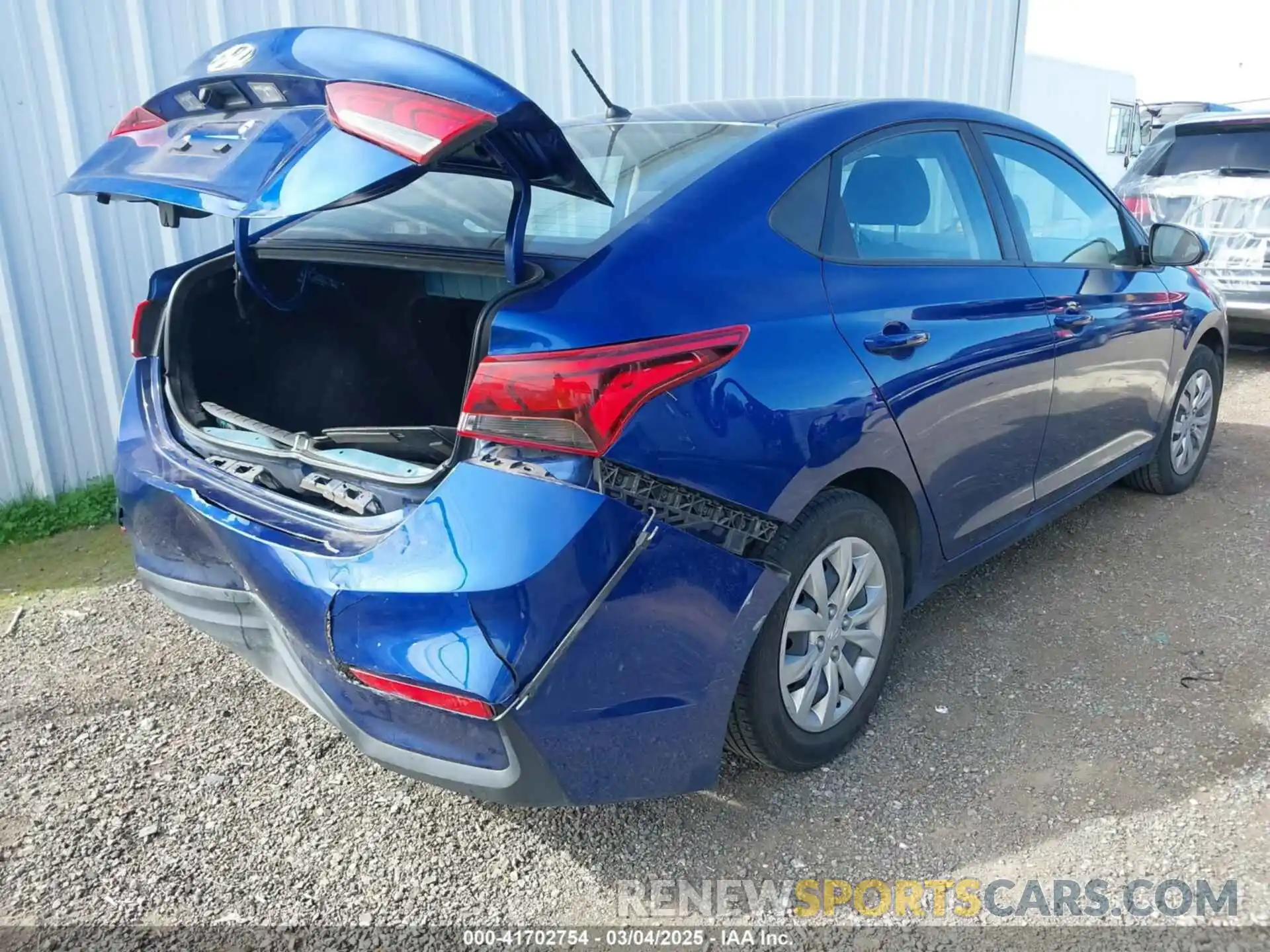 4 Photograph of a damaged car 3KPC24A33KE040414 HYUNDAI ACCENT 2019