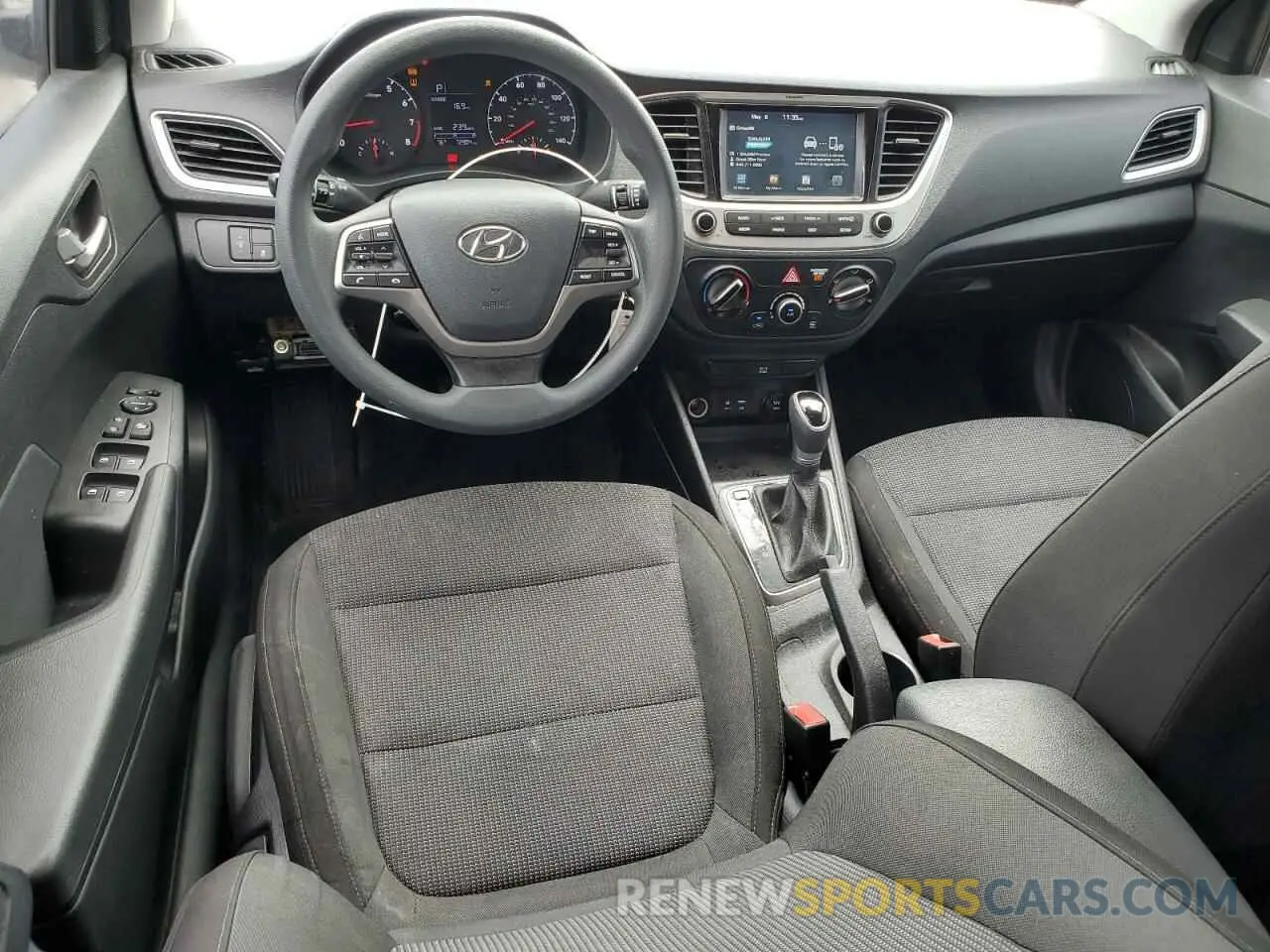 8 Photograph of a damaged car 3KPC24A33KE042633 HYUNDAI ACCENT 2019