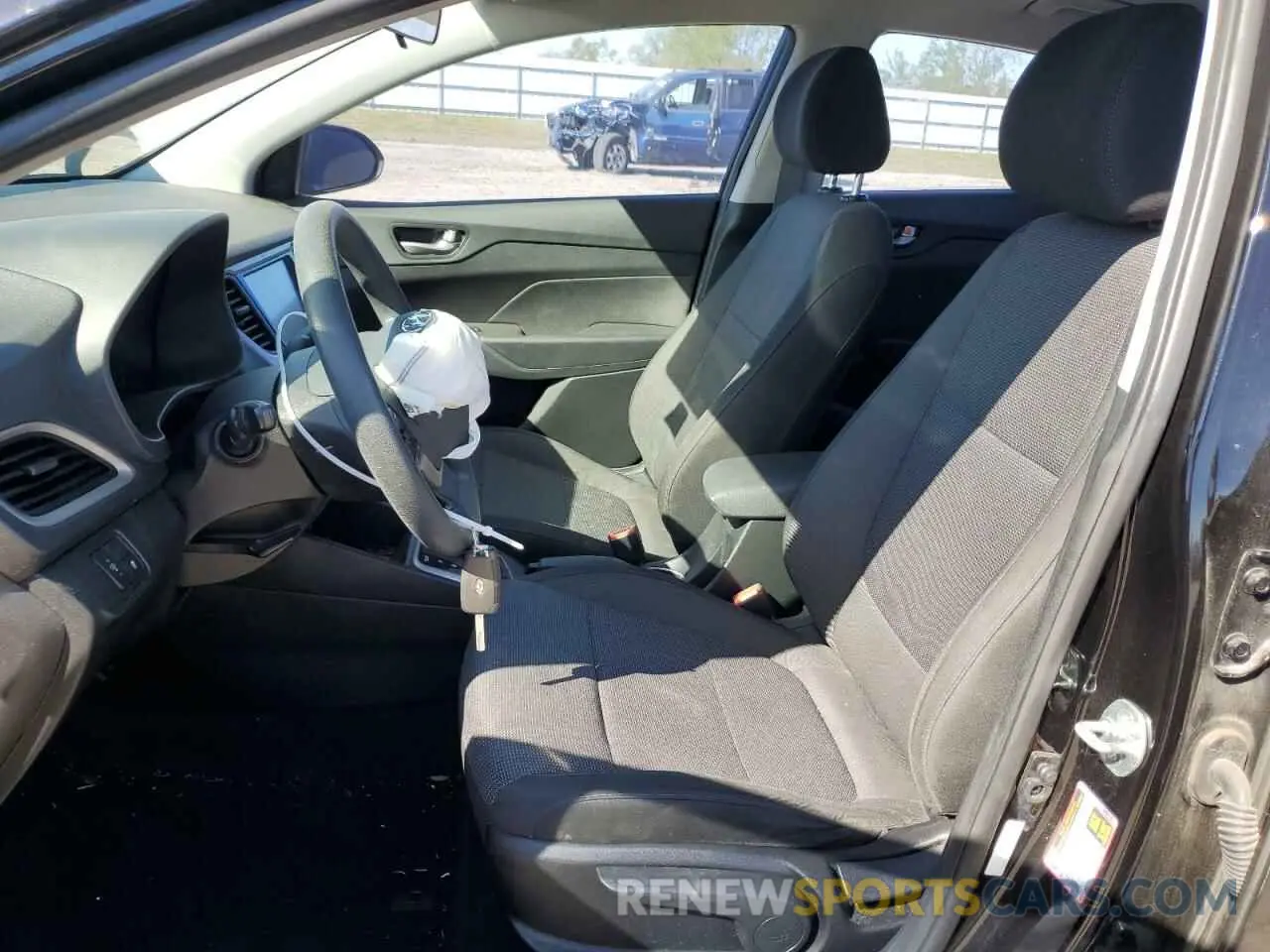 7 Photograph of a damaged car 3KPC24A33KE069542 HYUNDAI ACCENT 2019