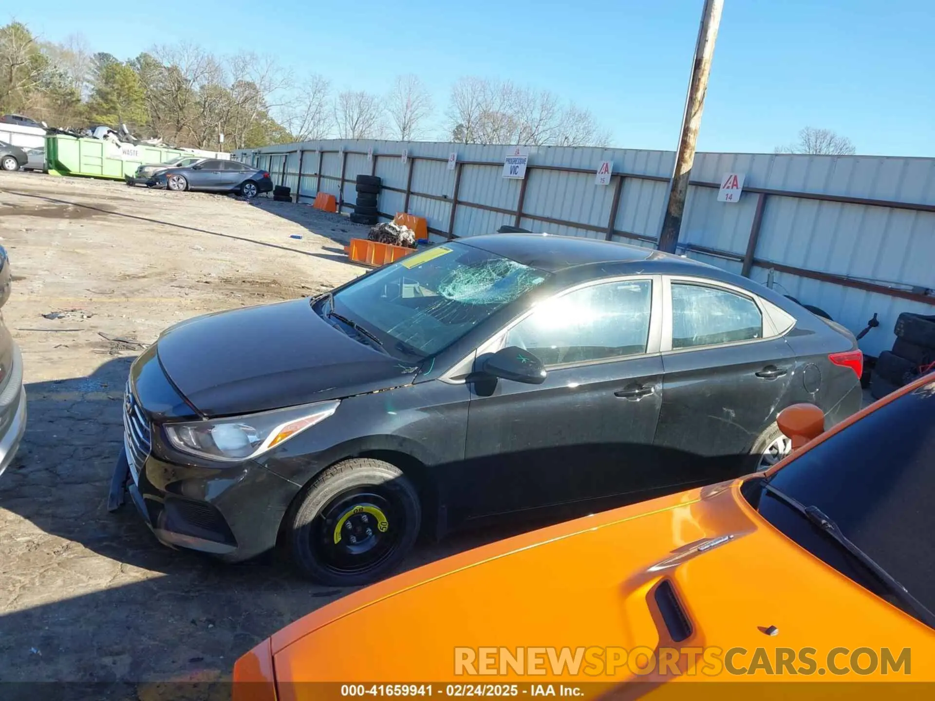 14 Photograph of a damaged car 3KPC24A33KE073090 HYUNDAI ACCENT 2019