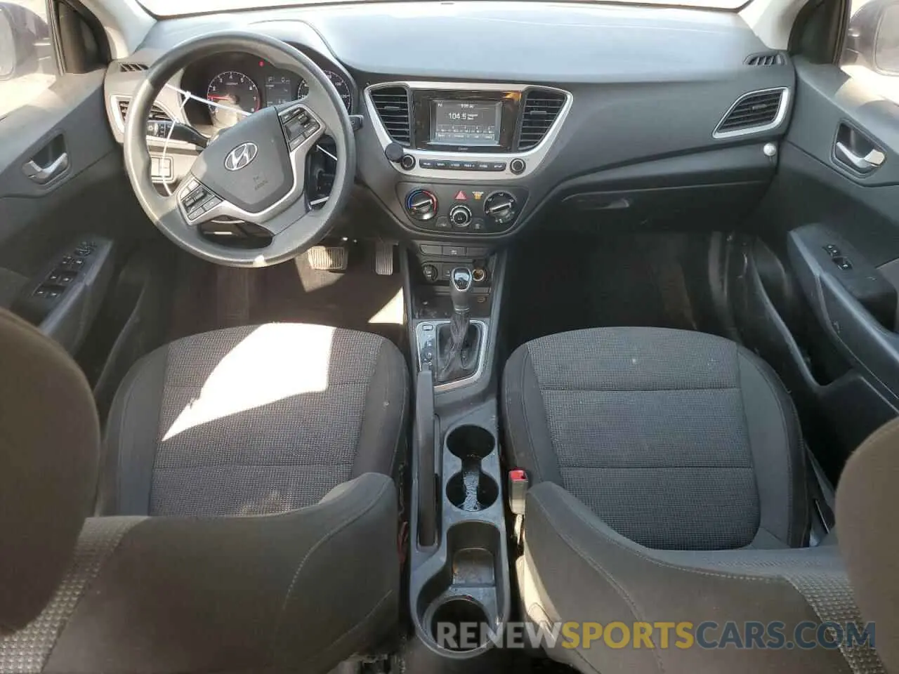 8 Photograph of a damaged car 3KPC24A33KE075650 HYUNDAI ACCENT 2019