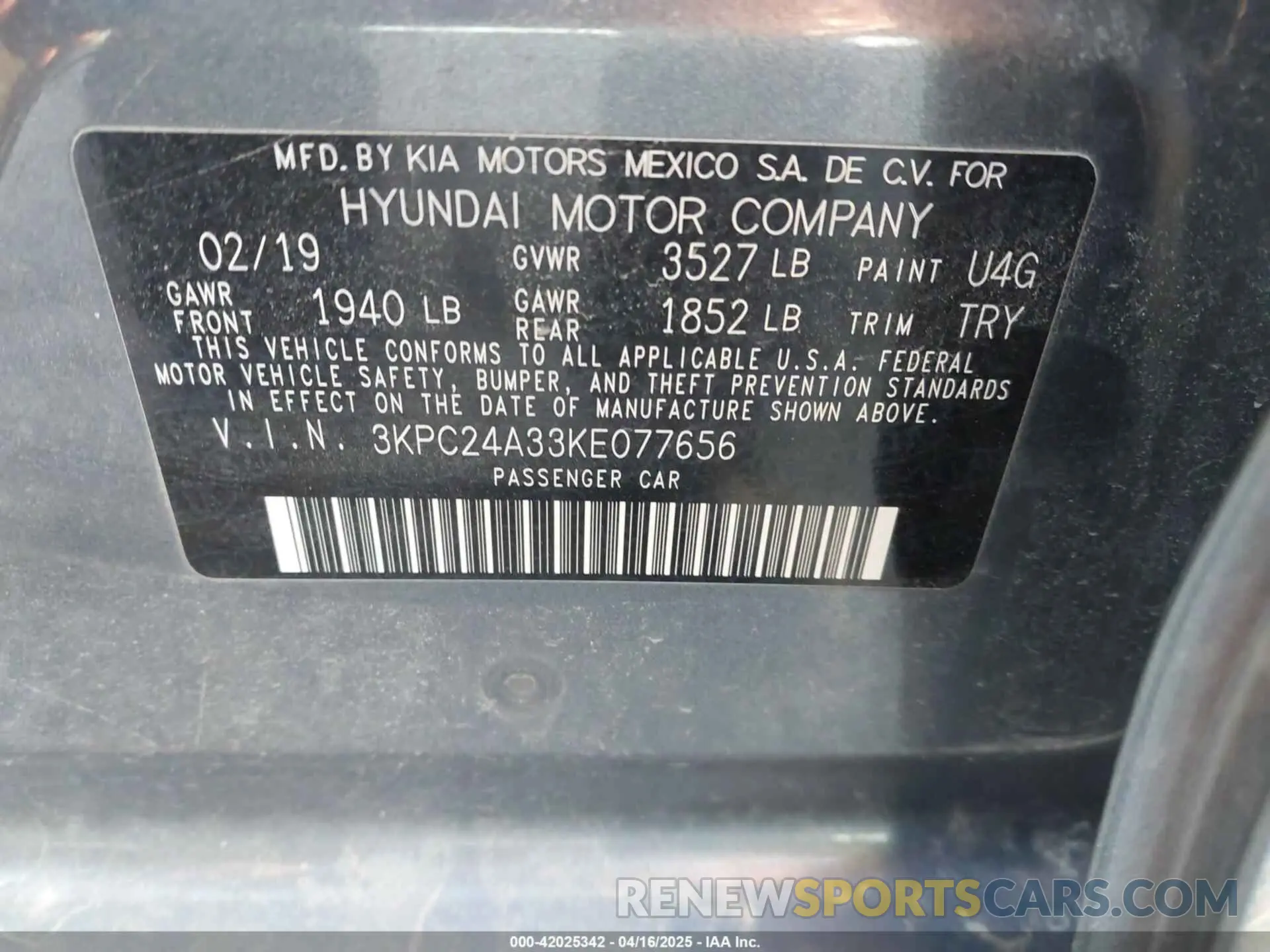9 Photograph of a damaged car 3KPC24A33KE077656 HYUNDAI ACCENT 2019