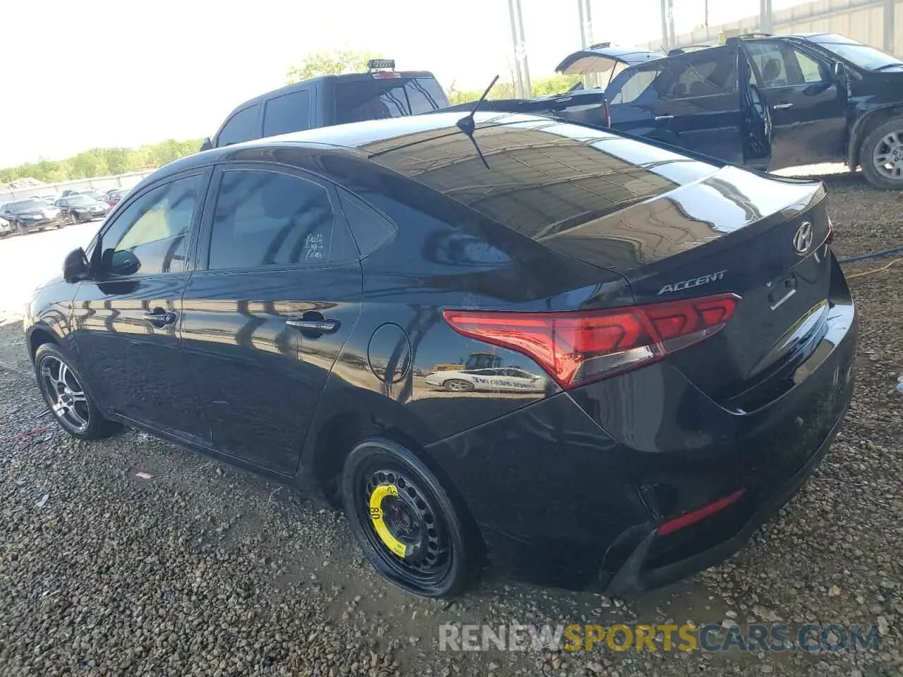 2 Photograph of a damaged car 3KPC24A33KE082467 HYUNDAI ACCENT 2019
