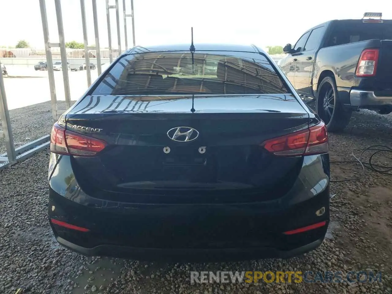 6 Photograph of a damaged car 3KPC24A33KE082467 HYUNDAI ACCENT 2019
