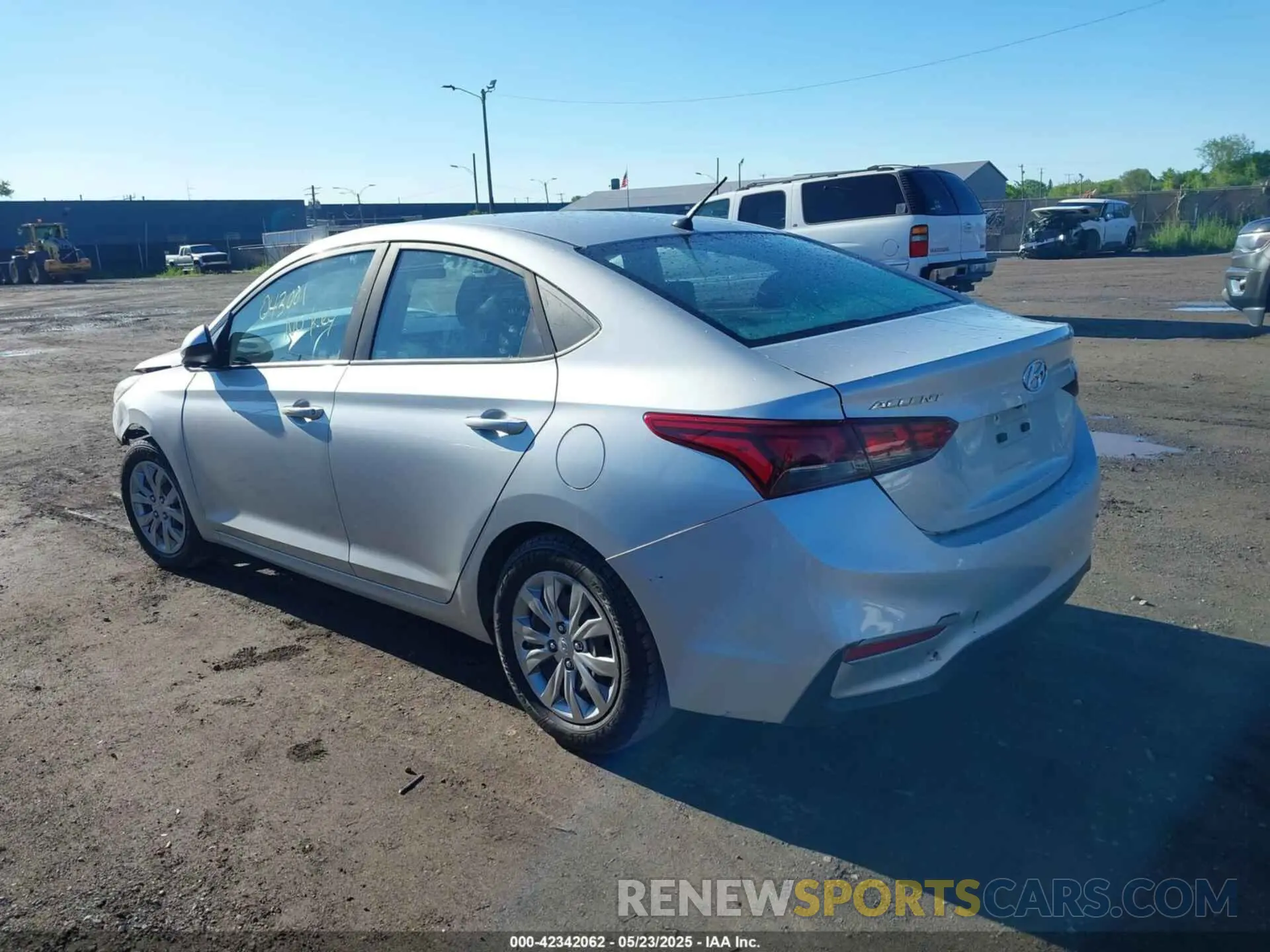 3 Photograph of a damaged car 3KPC24A34KE043001 HYUNDAI ACCENT 2019