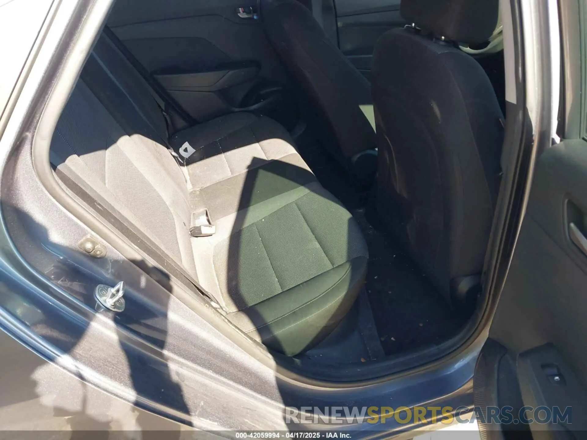 8 Photograph of a damaged car 3KPC24A34KE051308 HYUNDAI ACCENT 2019