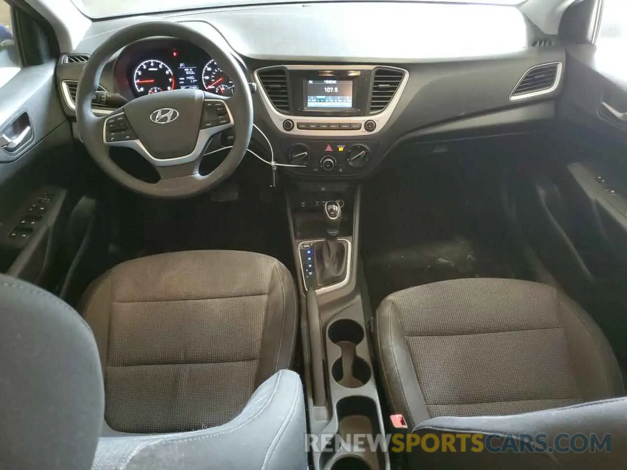 8 Photograph of a damaged car 3KPC24A34KE053950 HYUNDAI ACCENT 2019