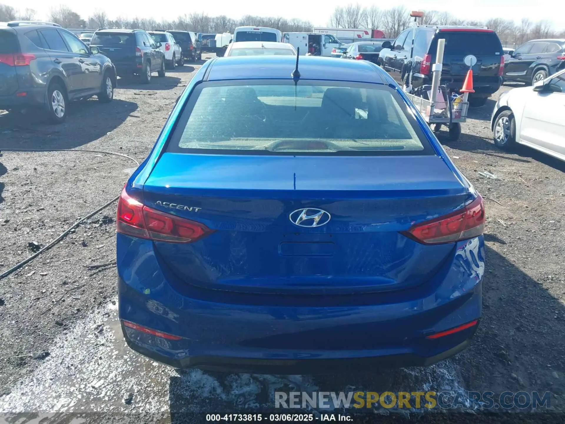 16 Photograph of a damaged car 3KPC24A34KE059814 HYUNDAI ACCENT 2019