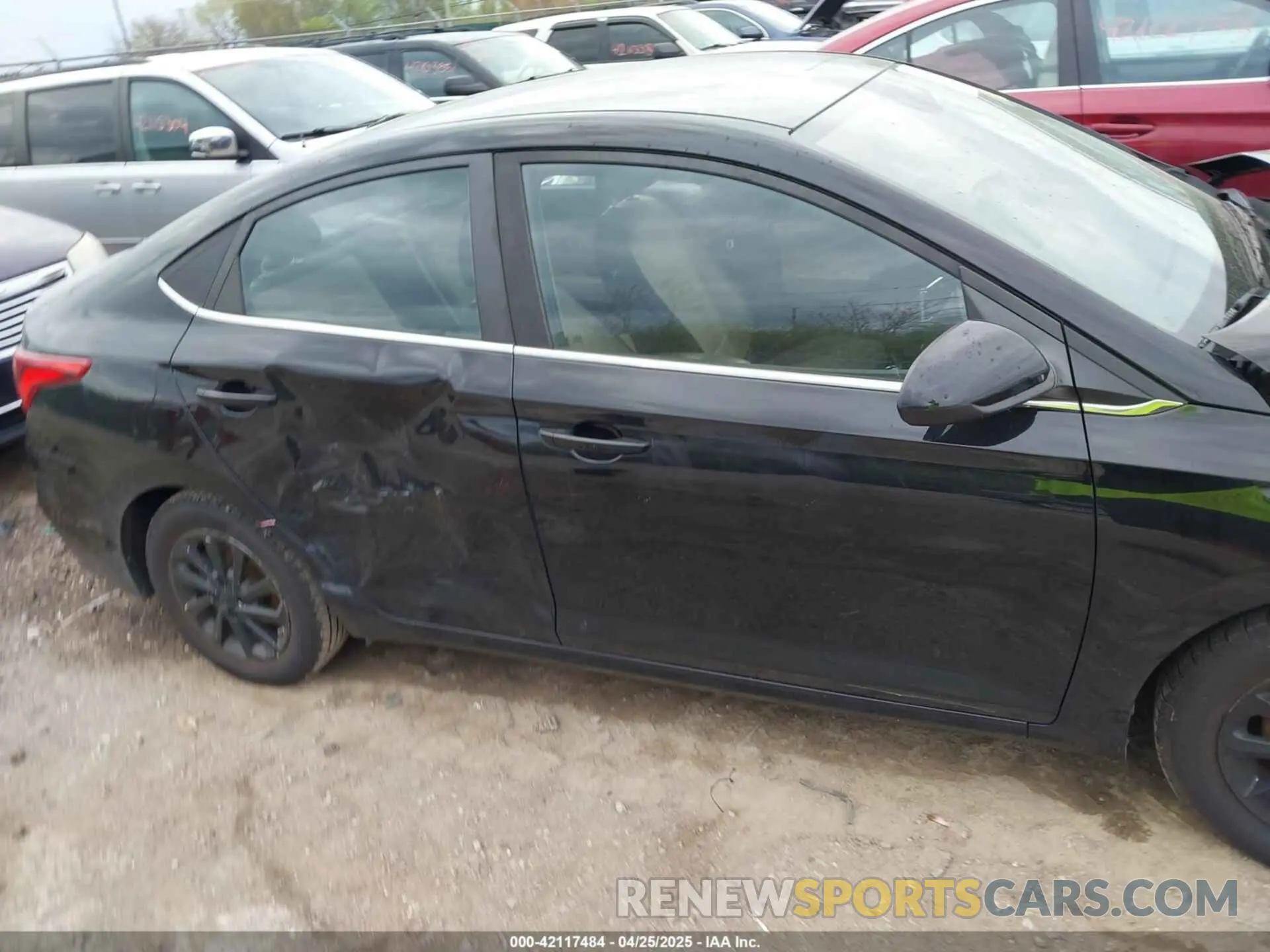 13 Photograph of a damaged car 3KPC24A34KE060798 HYUNDAI ACCENT 2019