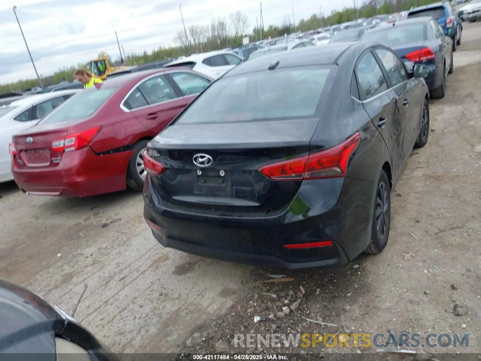 16 Photograph of a damaged car 3KPC24A34KE060798 HYUNDAI ACCENT 2019