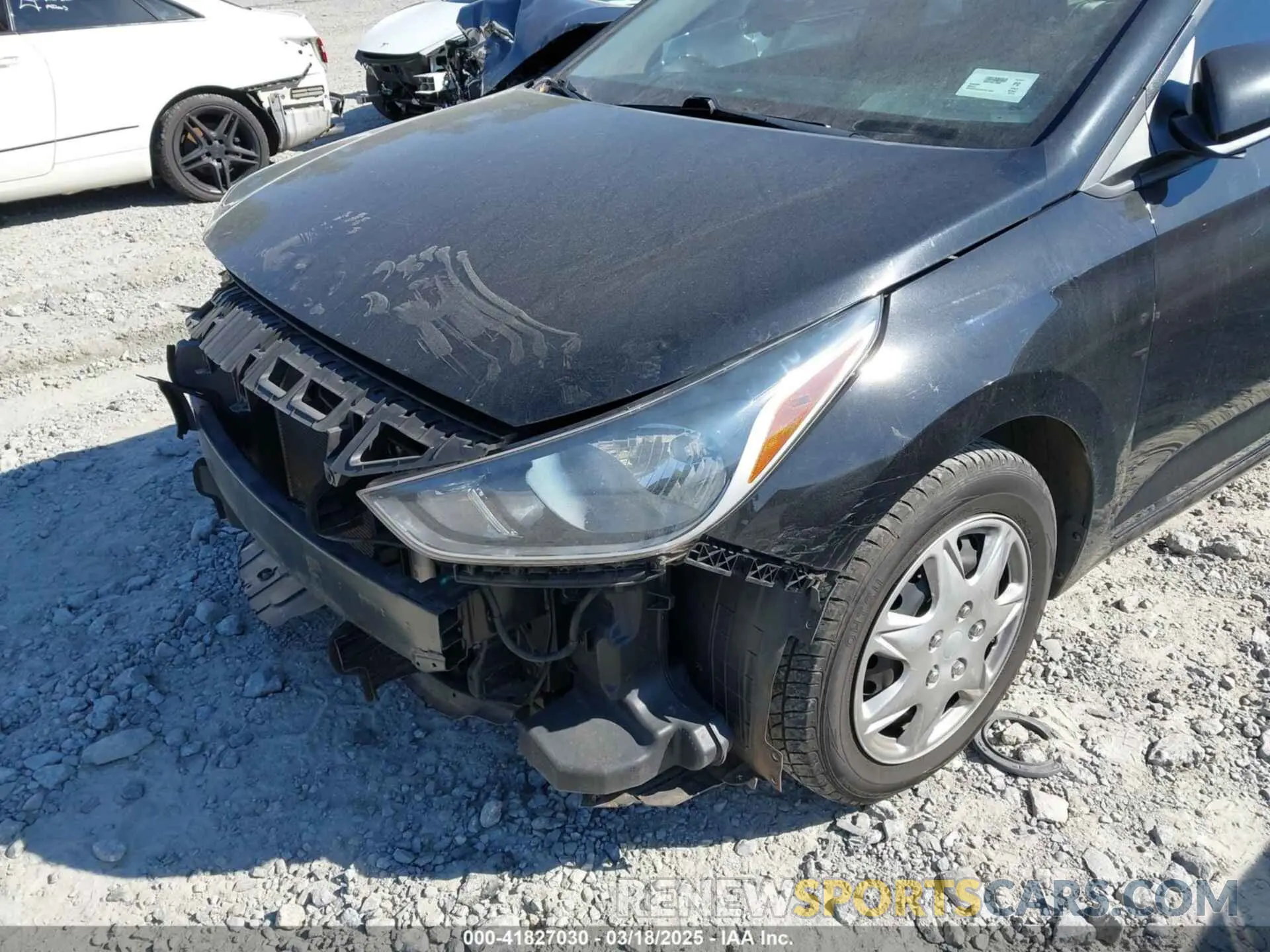 6 Photograph of a damaged car 3KPC24A34KE061885 HYUNDAI ACCENT 2019
