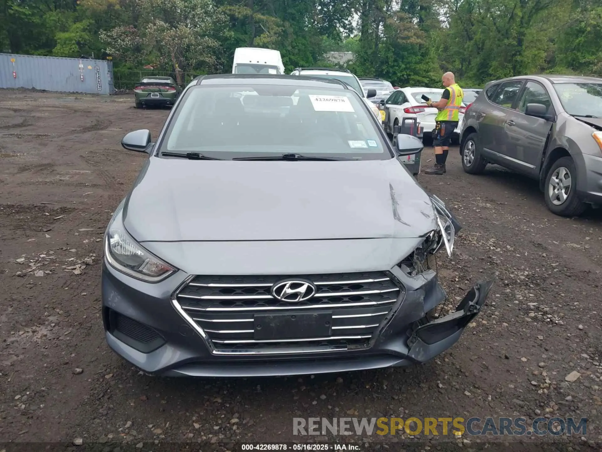 12 Photograph of a damaged car 3KPC24A34KE087001 HYUNDAI ACCENT 2019