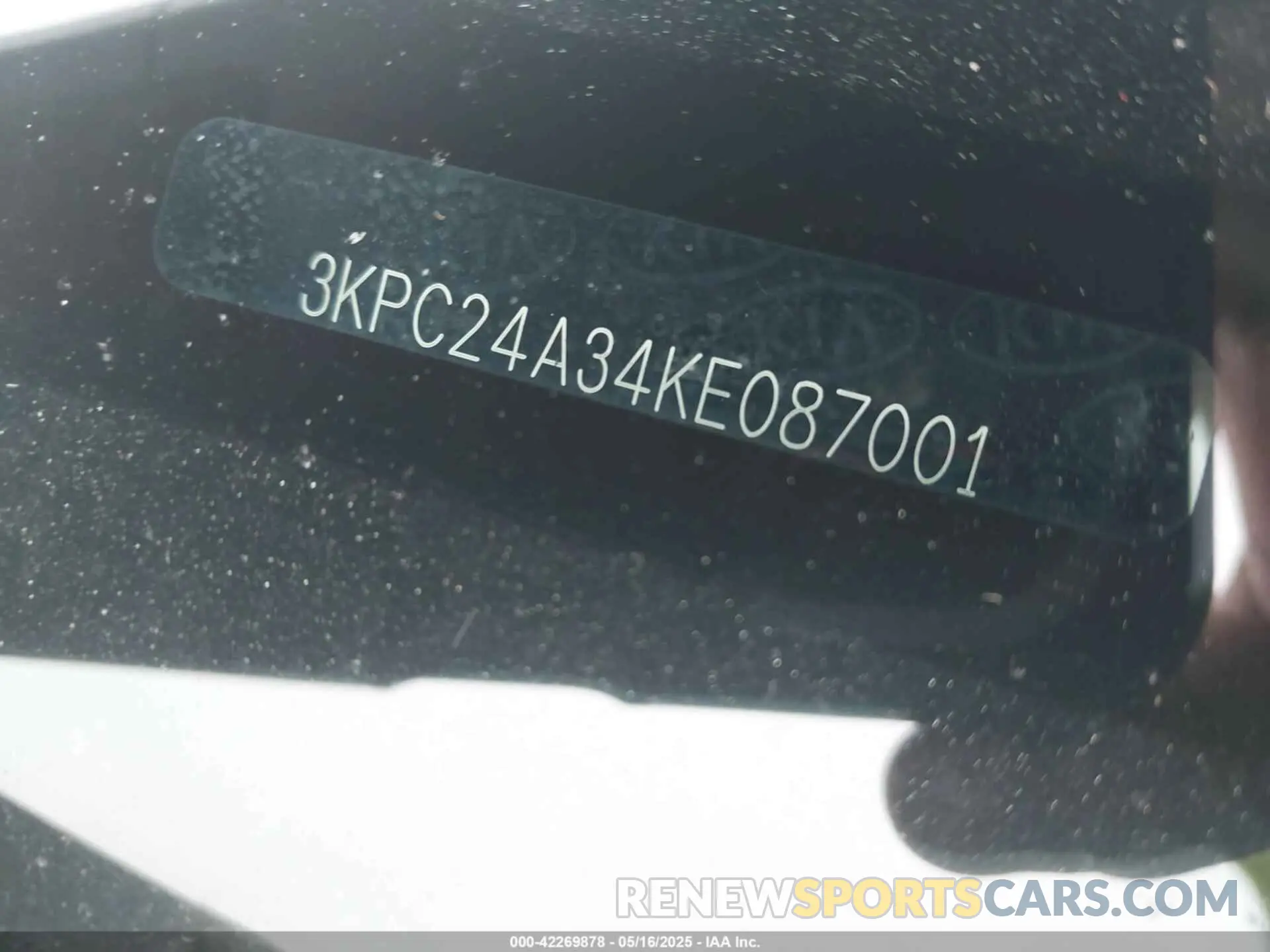 17 Photograph of a damaged car 3KPC24A34KE087001 HYUNDAI ACCENT 2019