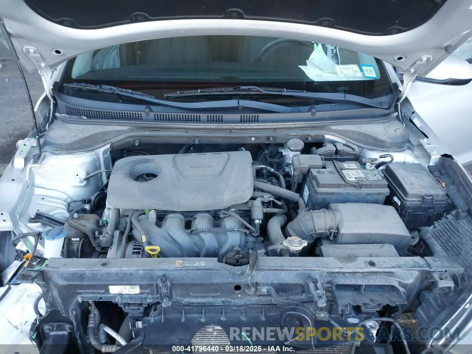 10 Photograph of a damaged car 3KPC24A34KE088438 HYUNDAI ACCENT 2019
