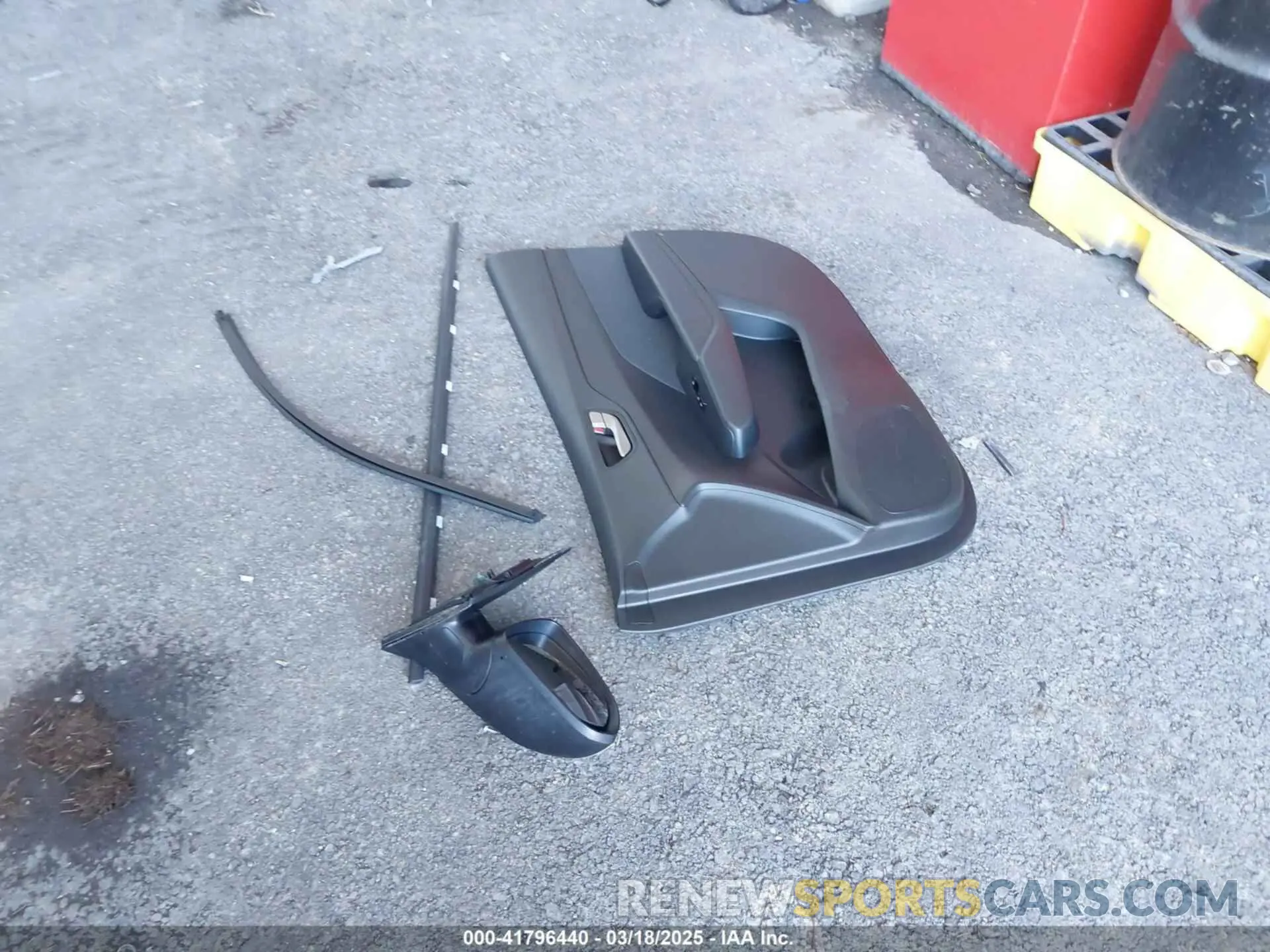 12 Photograph of a damaged car 3KPC24A34KE088438 HYUNDAI ACCENT 2019