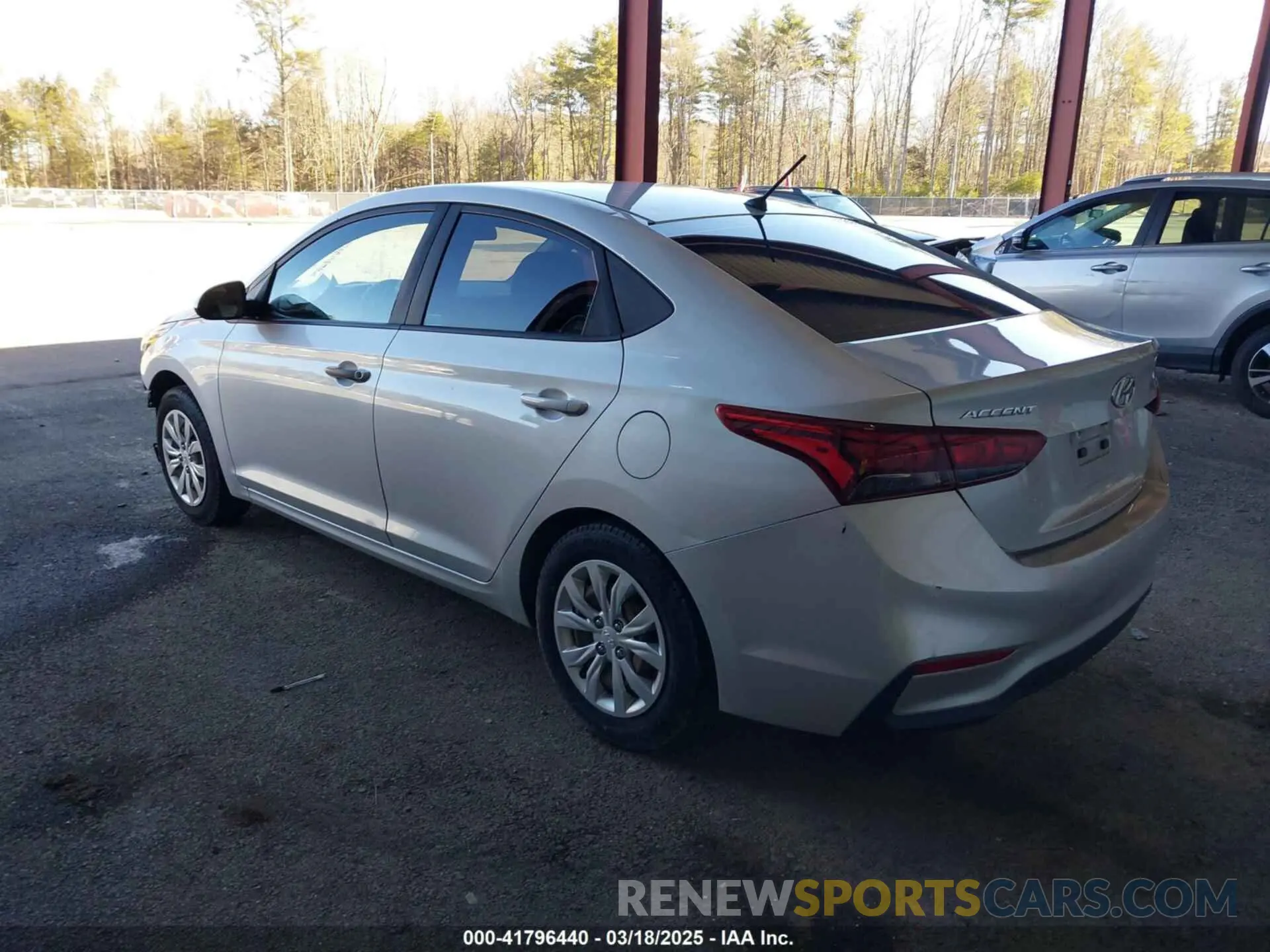 3 Photograph of a damaged car 3KPC24A34KE088438 HYUNDAI ACCENT 2019