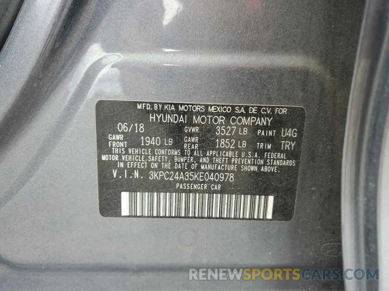12 Photograph of a damaged car 3KPC24A35KE040978 HYUNDAI ACCENT 2019