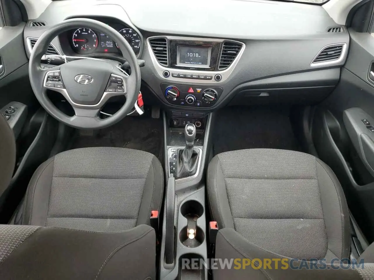 8 Photograph of a damaged car 3KPC24A35KE040978 HYUNDAI ACCENT 2019