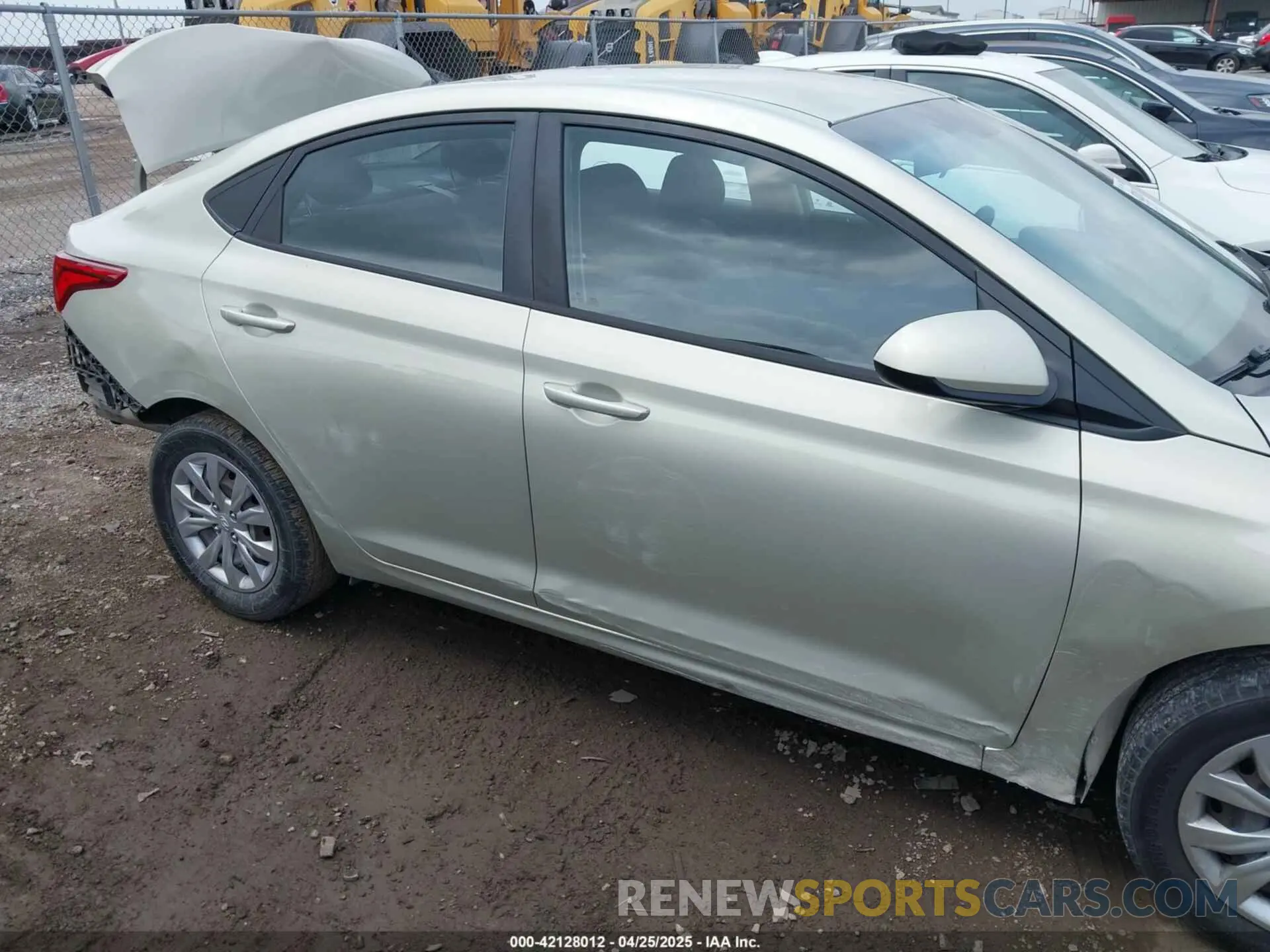 14 Photograph of a damaged car 3KPC24A35KE050457 HYUNDAI ACCENT 2019