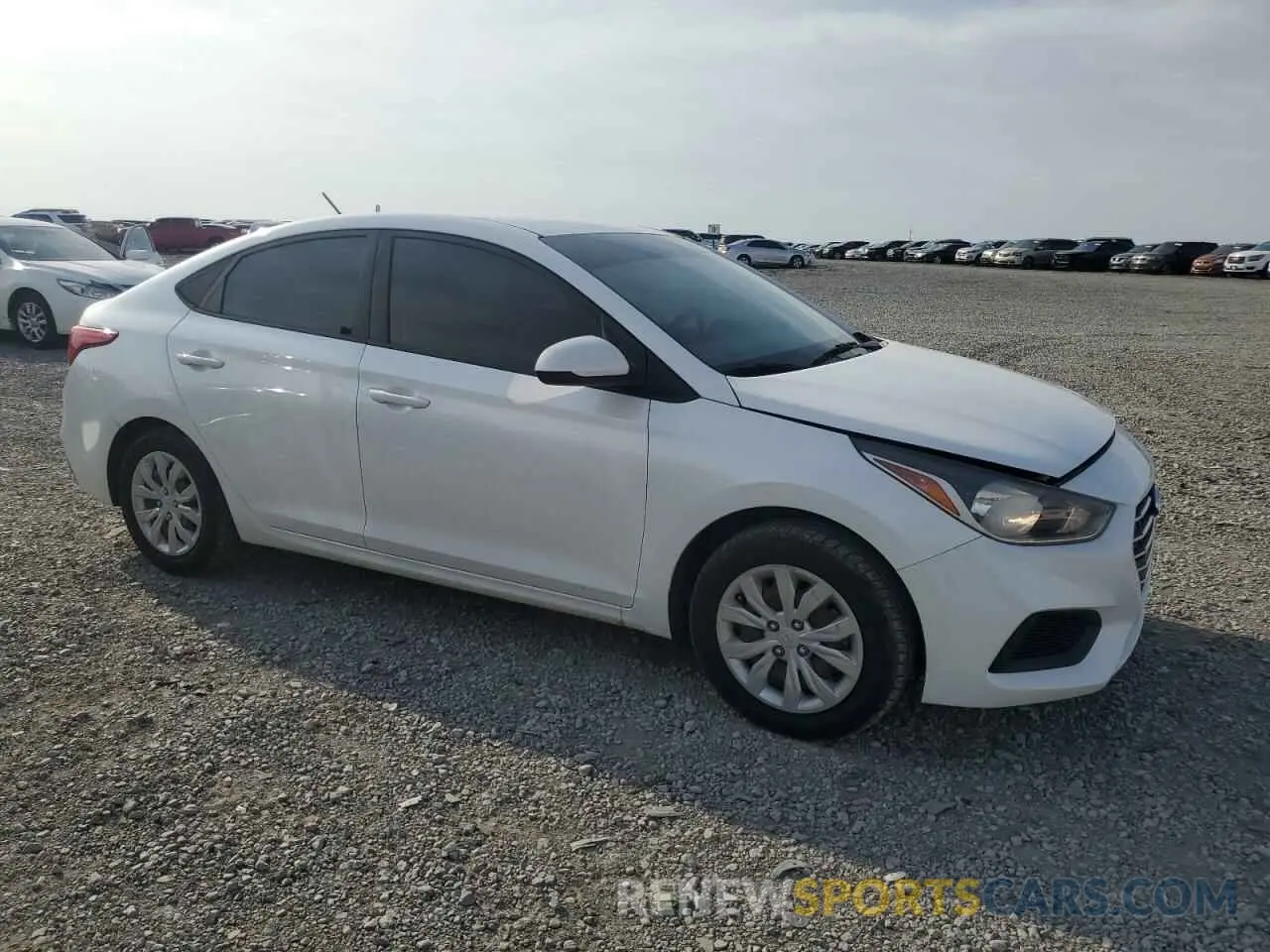 4 Photograph of a damaged car 3KPC24A35KE054086 HYUNDAI ACCENT 2019