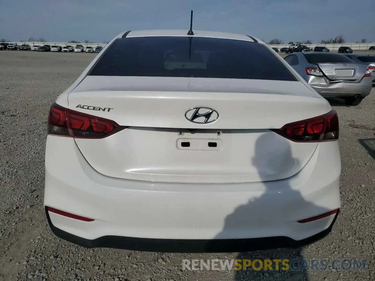 6 Photograph of a damaged car 3KPC24A35KE054086 HYUNDAI ACCENT 2019