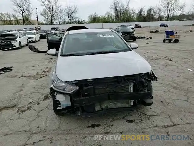 11 Photograph of a damaged car 3KPC24A35KE060230 HYUNDAI ACCENT 2019
