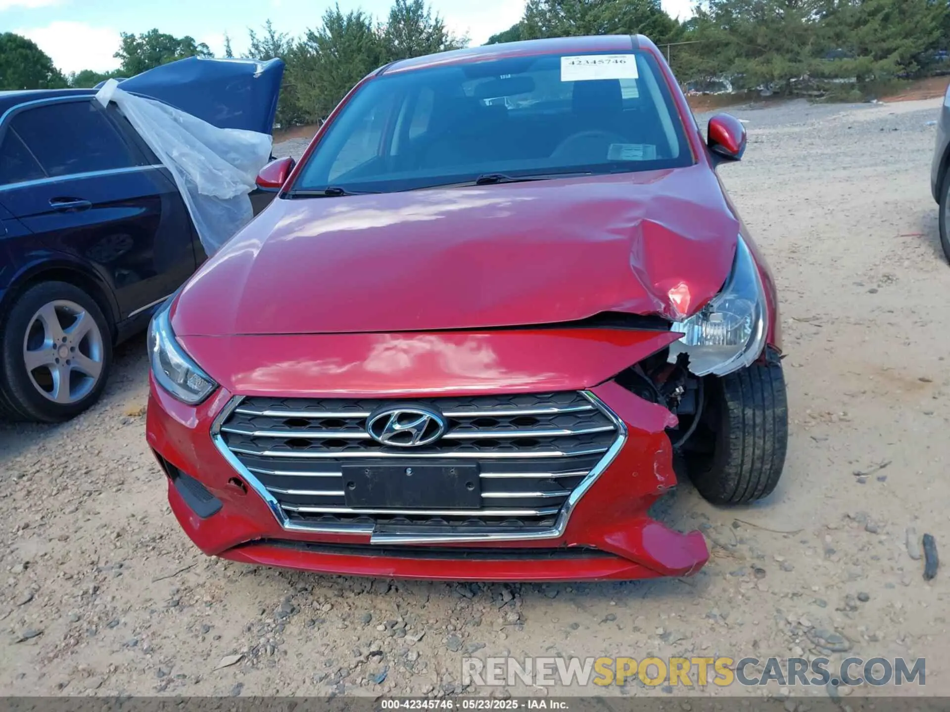 11 Photograph of a damaged car 3KPC24A35KE064617 HYUNDAI ACCENT 2019