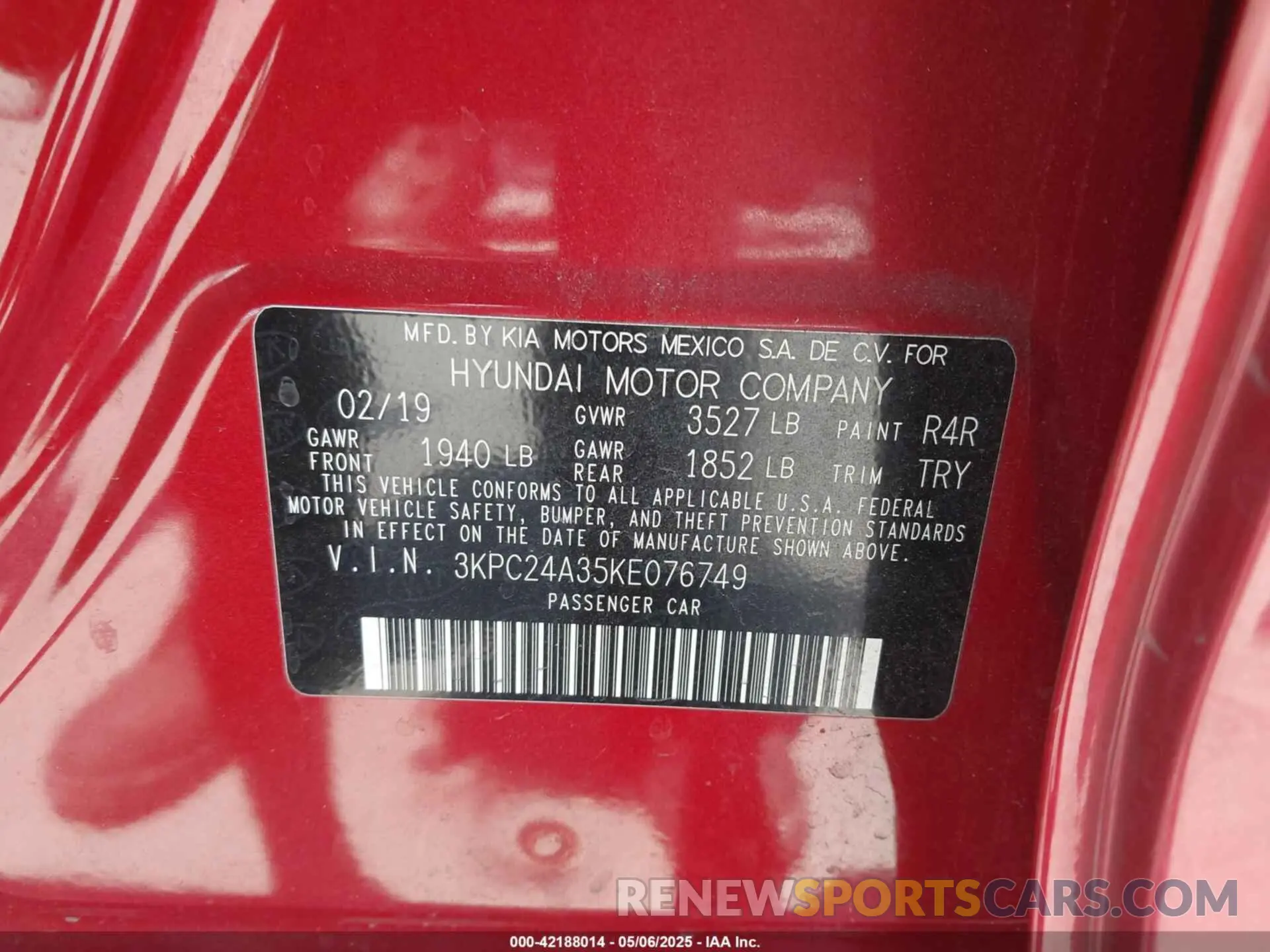 9 Photograph of a damaged car 3KPC24A35KE076749 HYUNDAI ACCENT 2019
